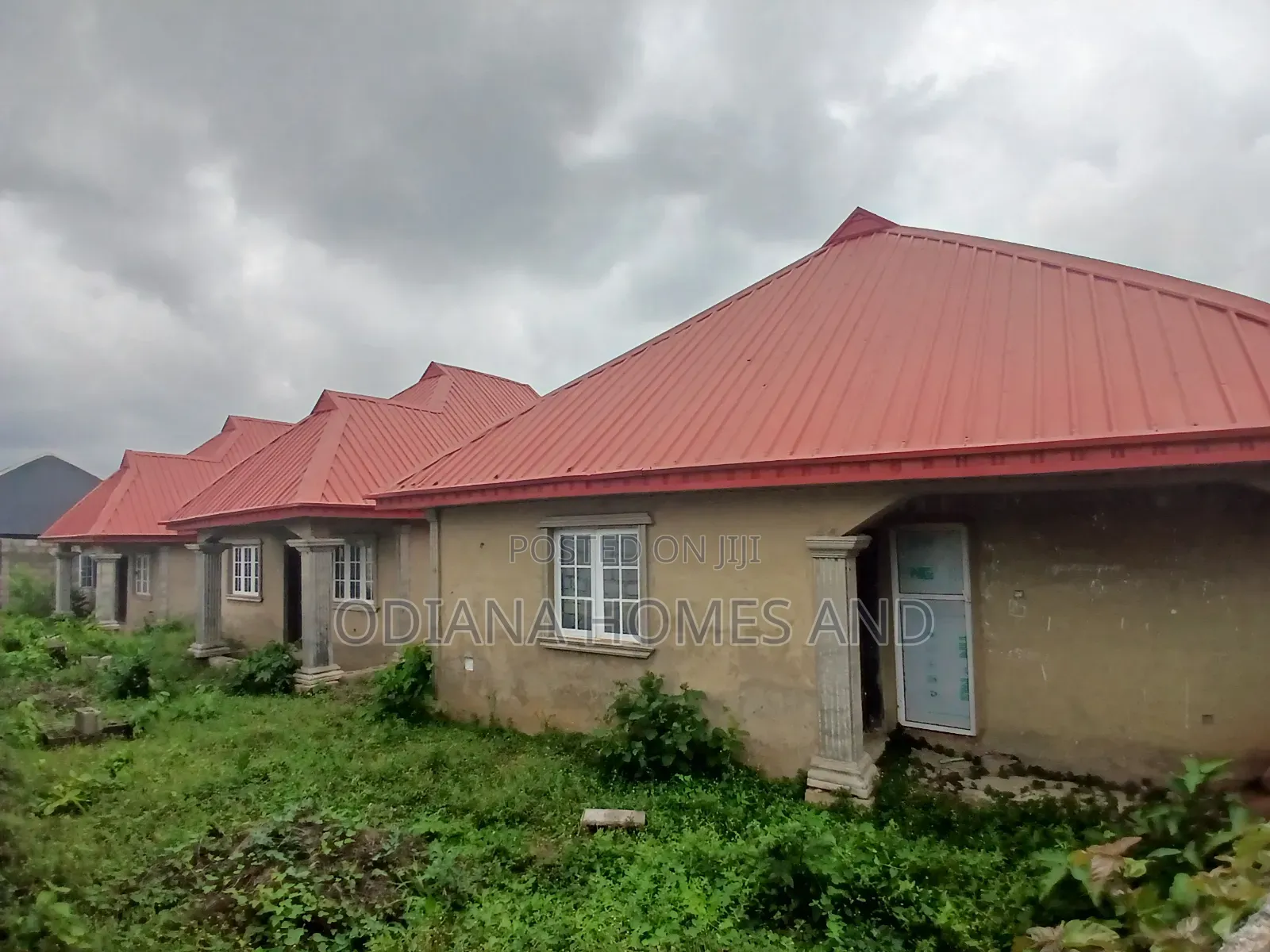6bdrm Bungalow in Awoton - Apete, Ibadan for sale in Ibadan