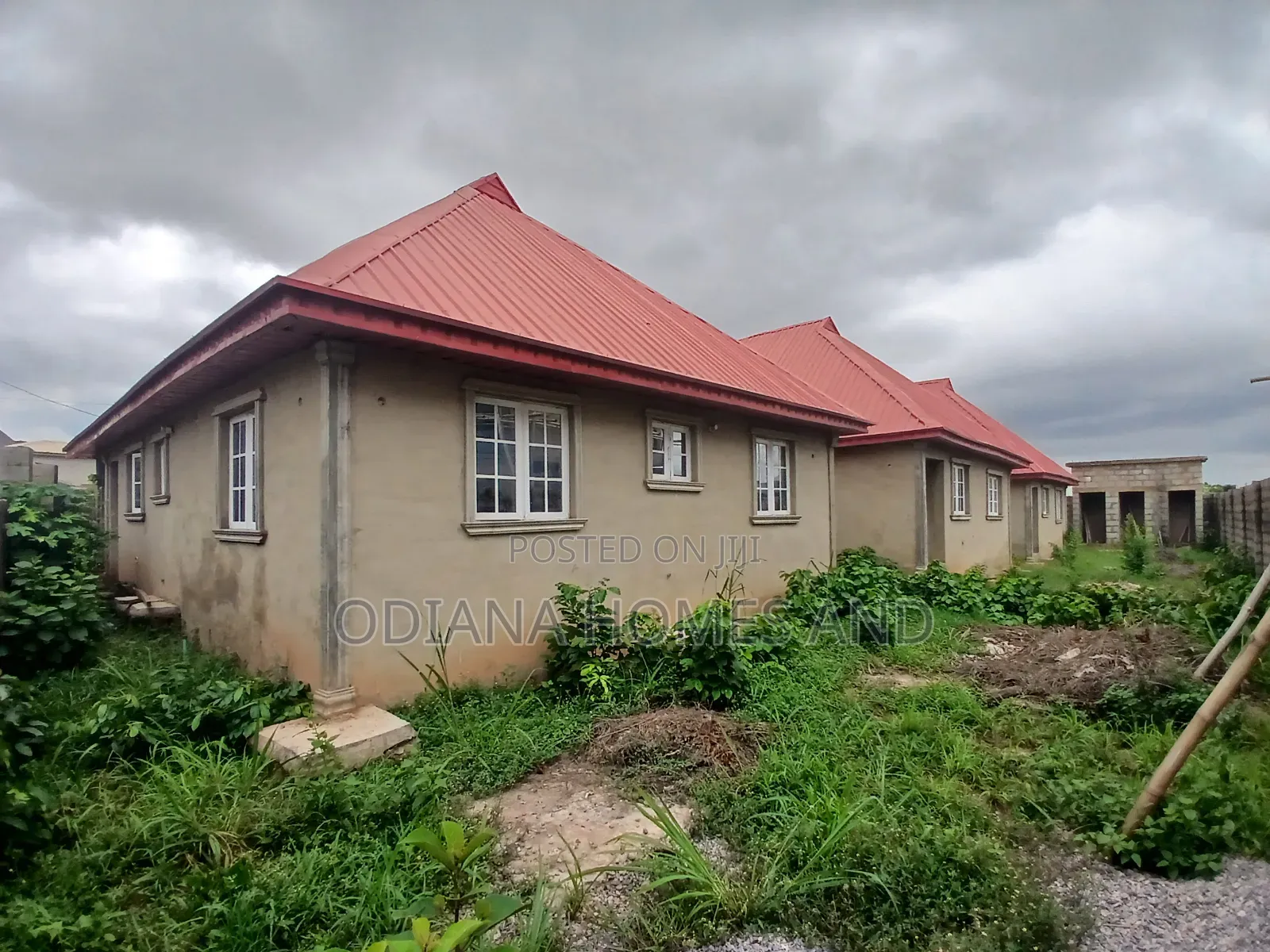 6bdrm Bungalow in Awoton - Apete, Ibadan for sale in Ibadan