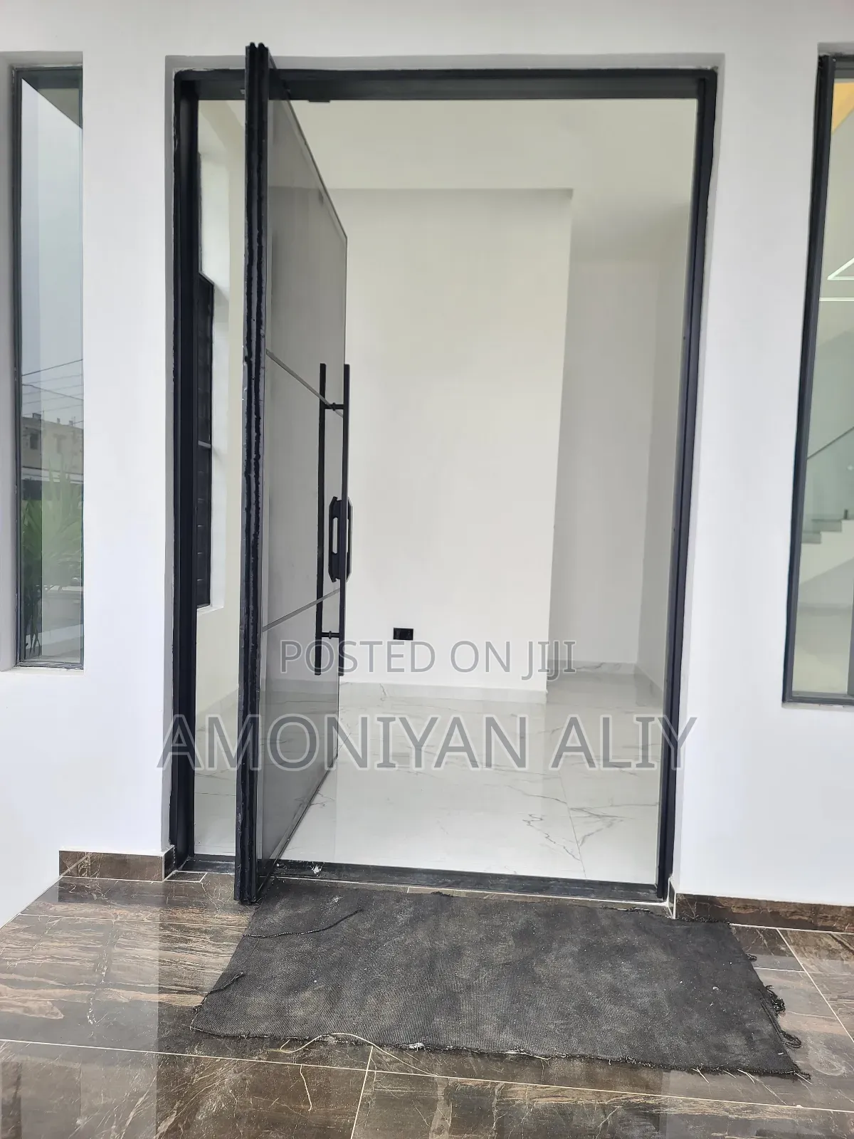 6bdrm Mansion in Megamond, Ikota for sale in Ikota