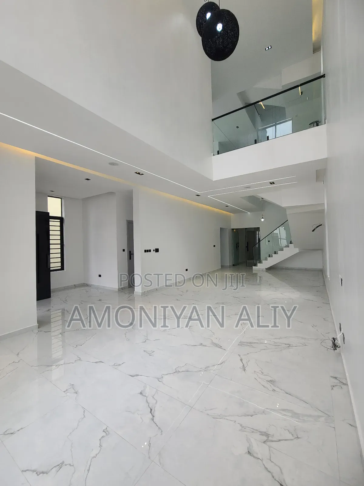 6bdrm Mansion in Megamond, Ikota for sale in Ikota