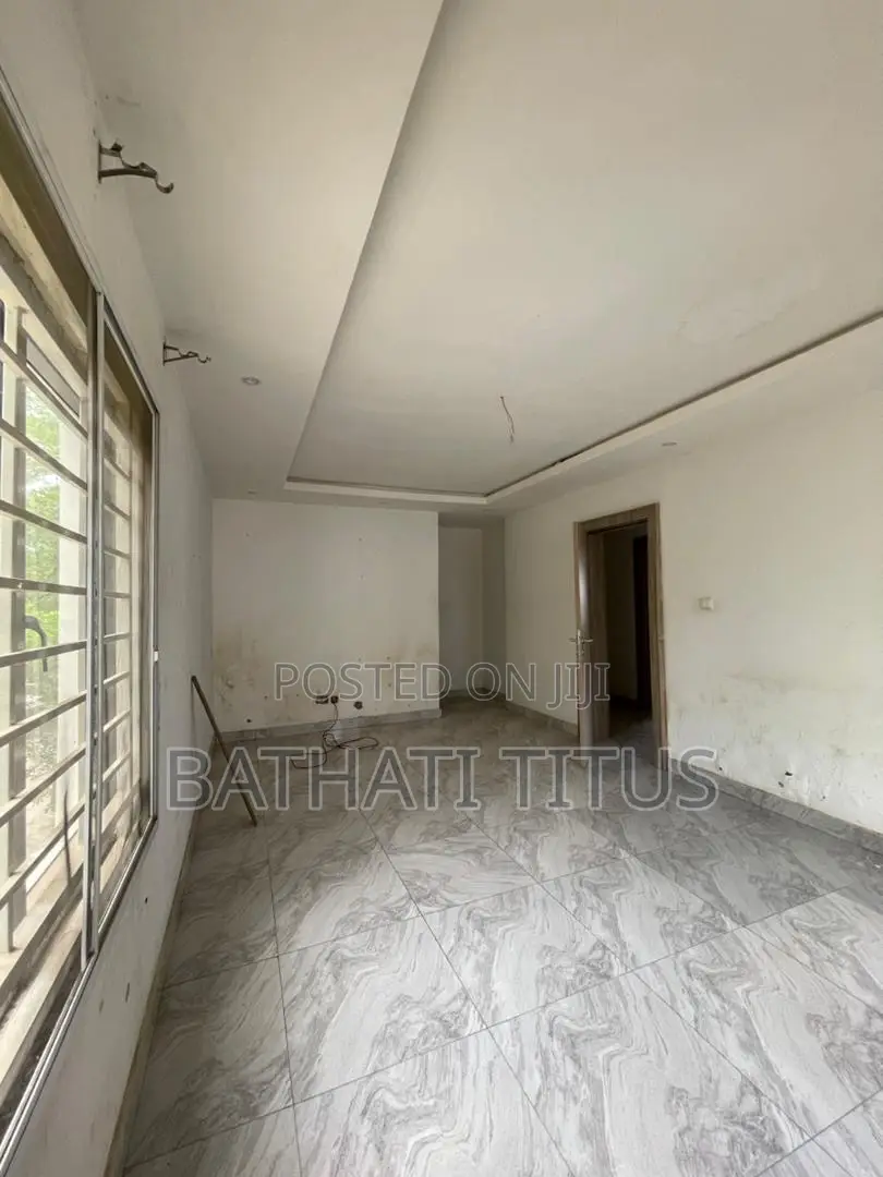 4bdrm Duplex in Life Camp for rent in Life Camp