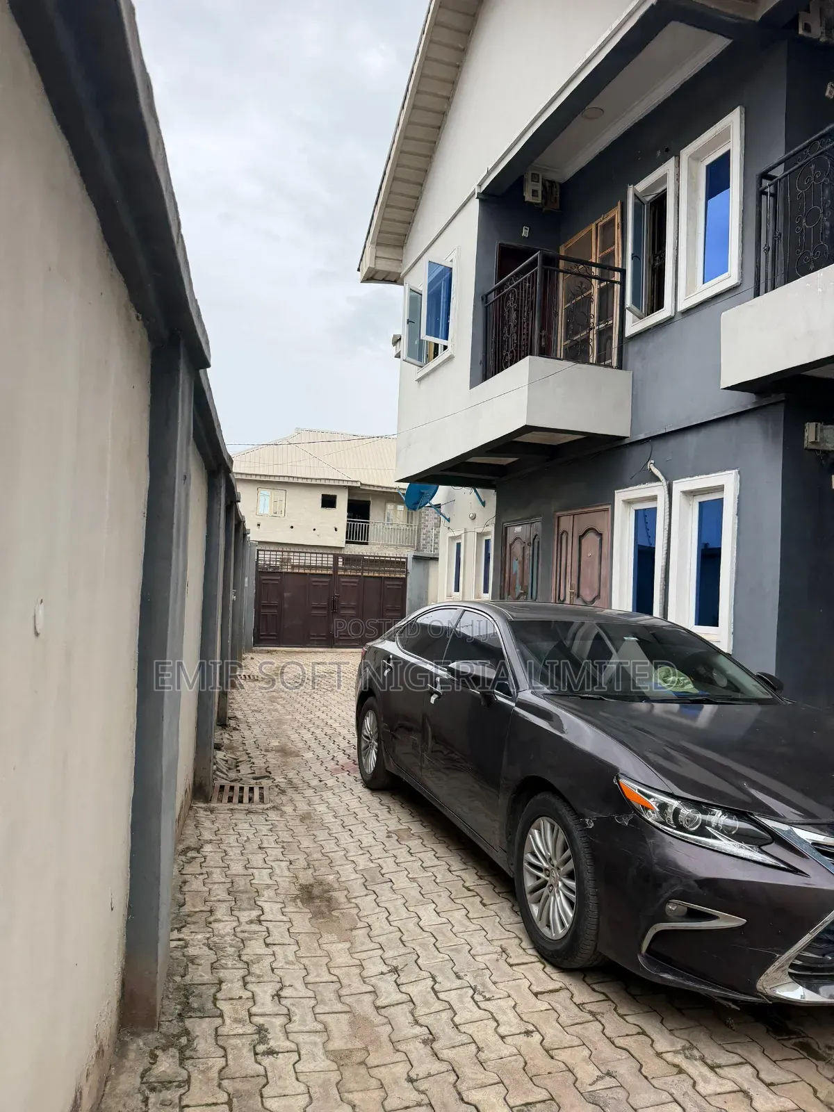 2bdrm Block of Flats in Oluyole Estate for sale in Oluyole Estate