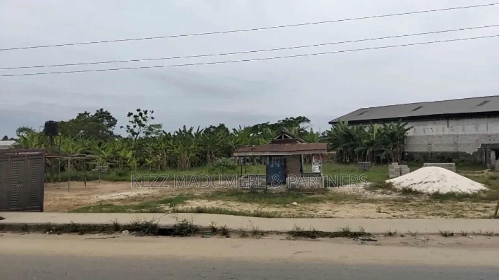 For Sale : 4 Plots Igwuruta Eneka Airport Major Road, Ph in Eneka