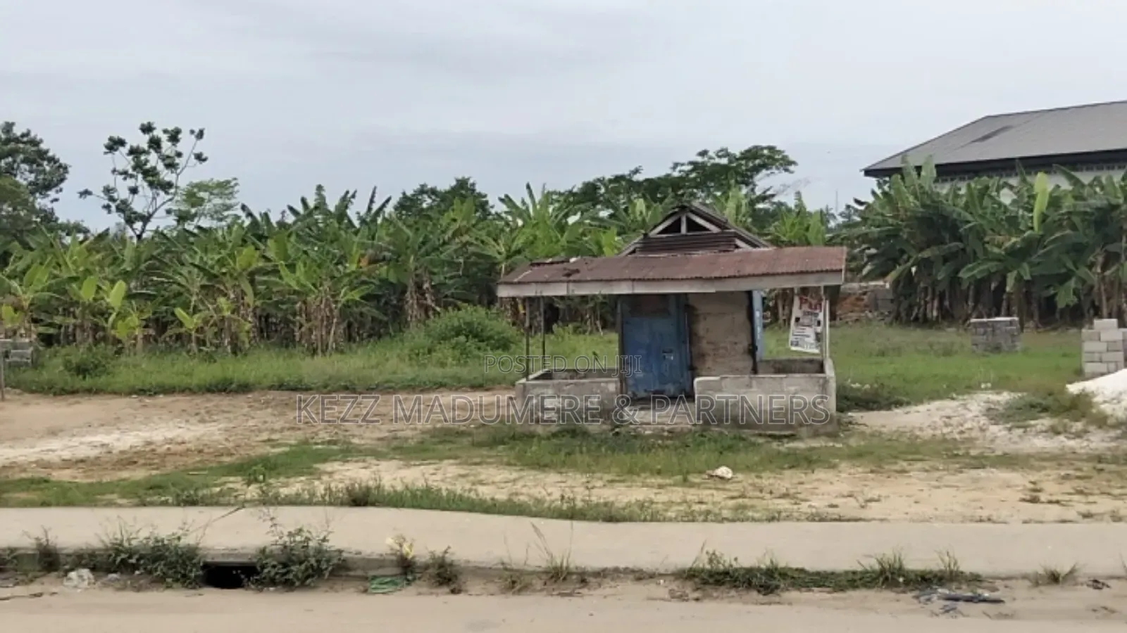 For Sale : 4 Plots Igwuruta Eneka Airport Major Road, Ph in Eneka