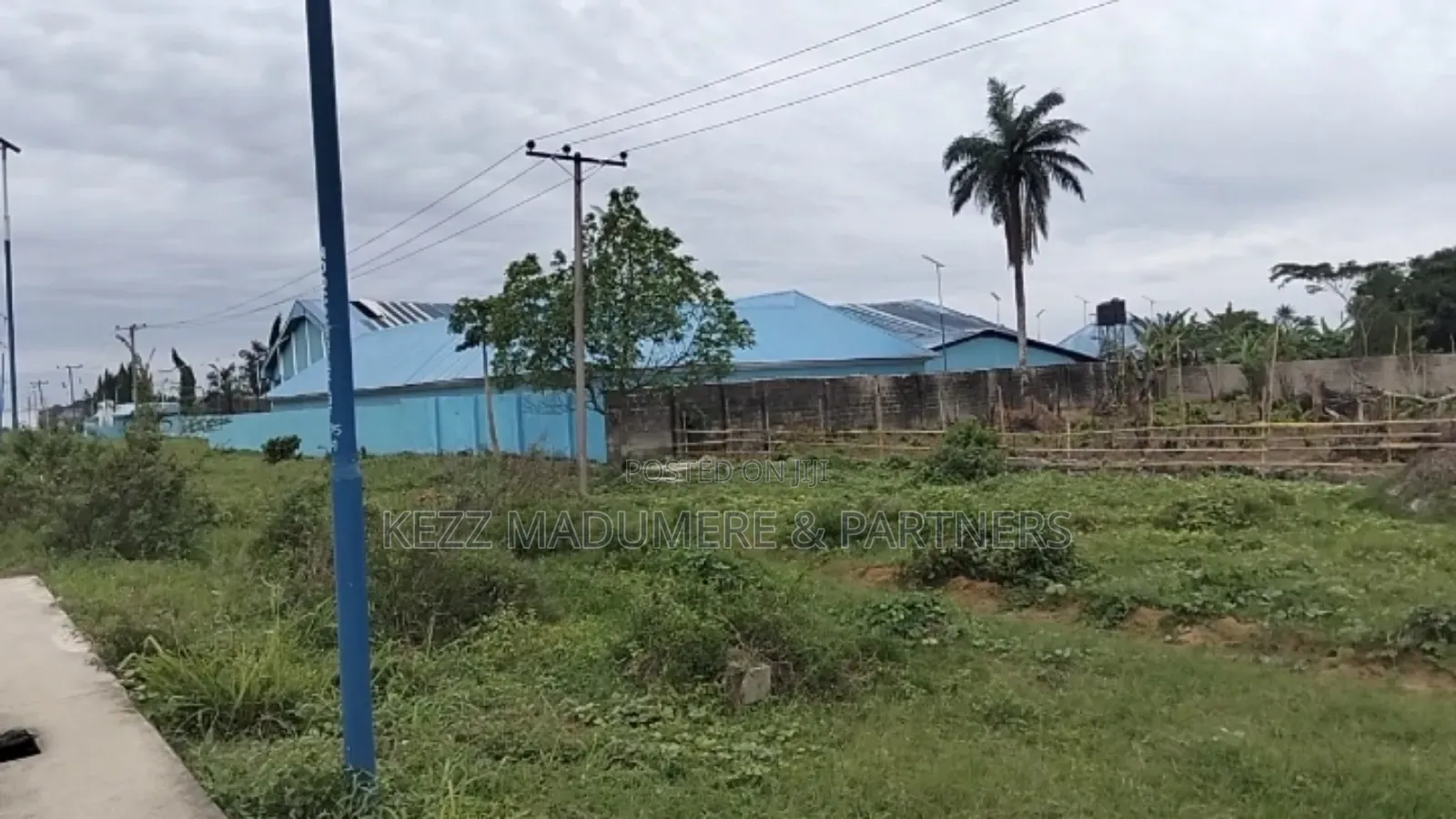 For Sale : 2 1⁄2 Plots Close to Emarid Sch. Eneka Igwuruta , Ph in Eneka