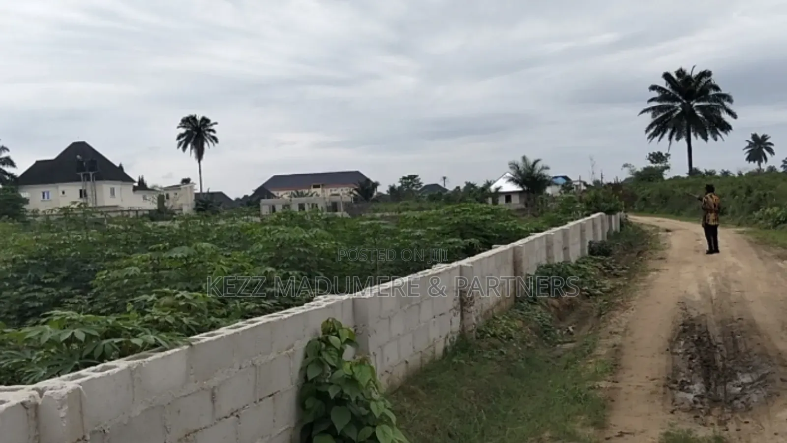 For Sale : 5 Plots ,3 Plots of Eneka Igwuruta Airport Rd , Ph in Eneka