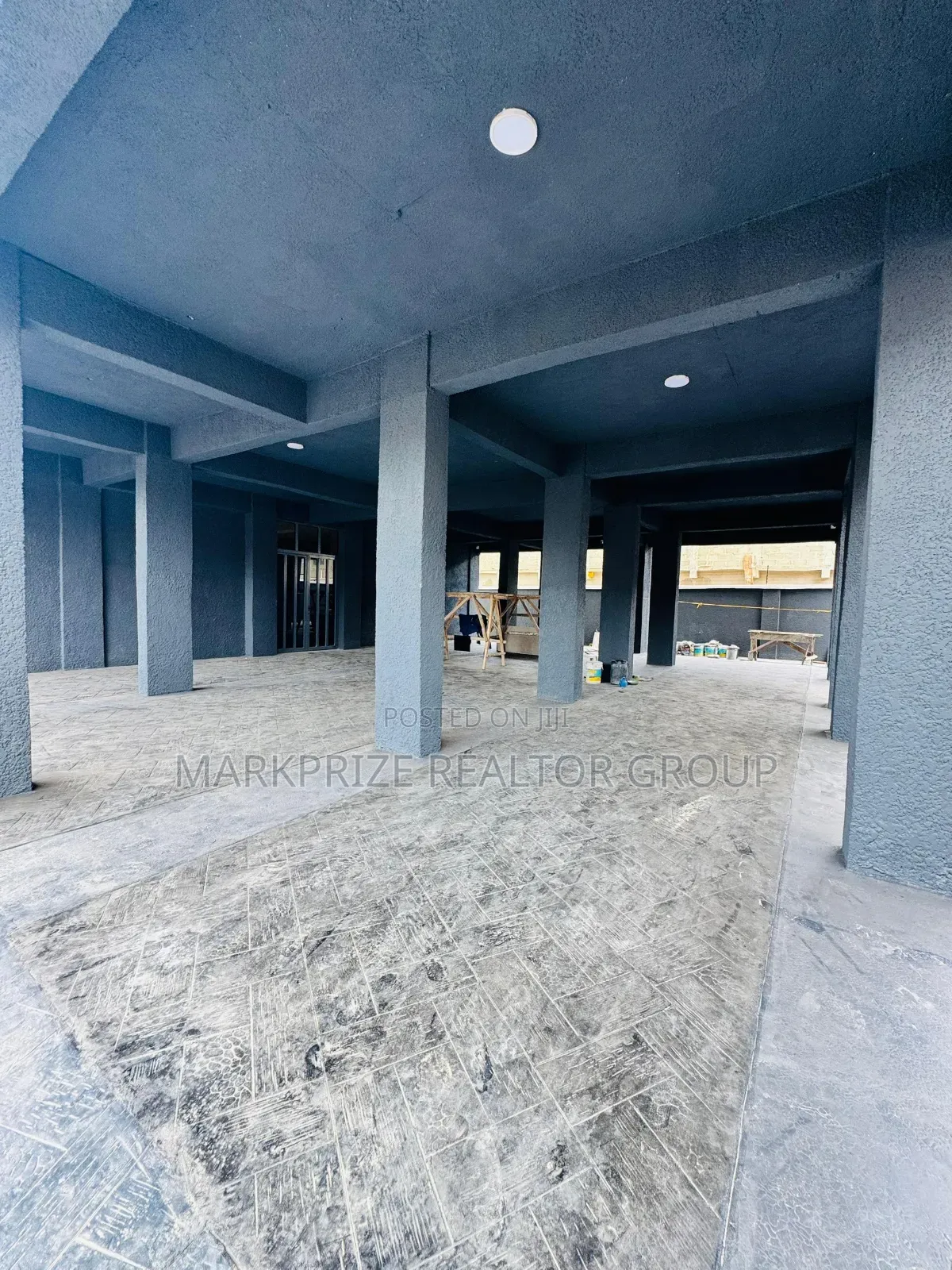 Furnished 2bdrm Apartment in Allen Avenue Lagos for sale in Allen Avenue