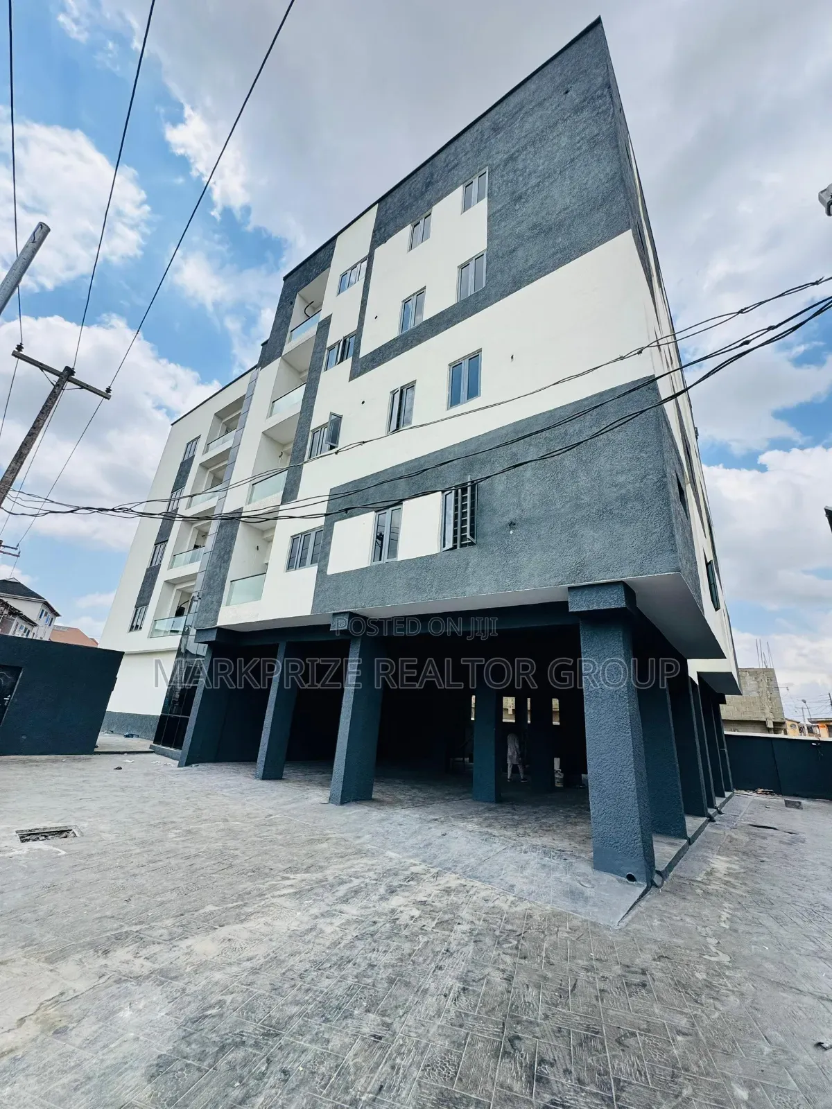Furnished 2bdrm Apartment in Allen Avenue Lagos for sale in Allen Avenue