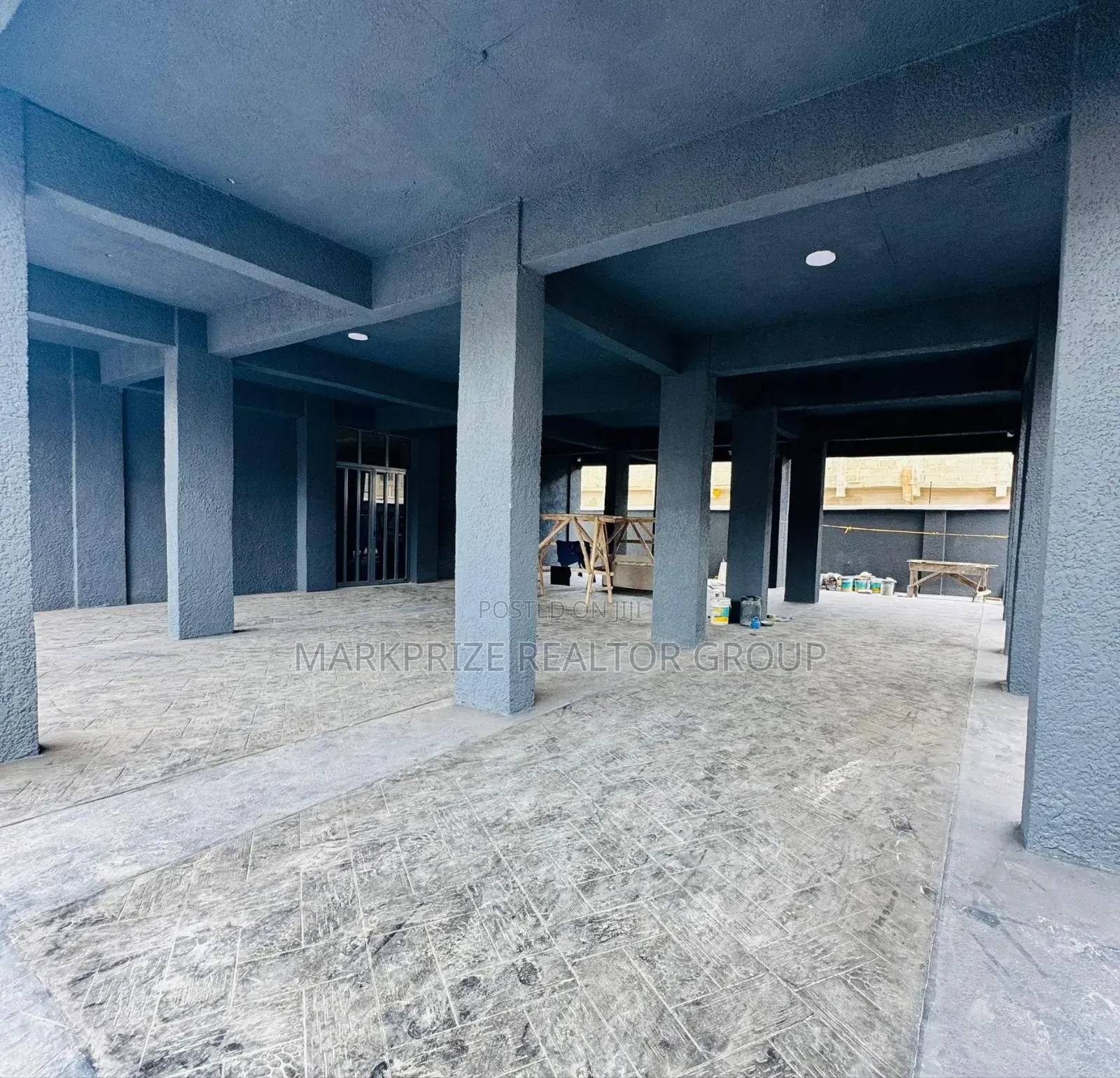 Furnished 3bdrm Apartment in Allen Avenue Lagos for sale in Allen Avenue