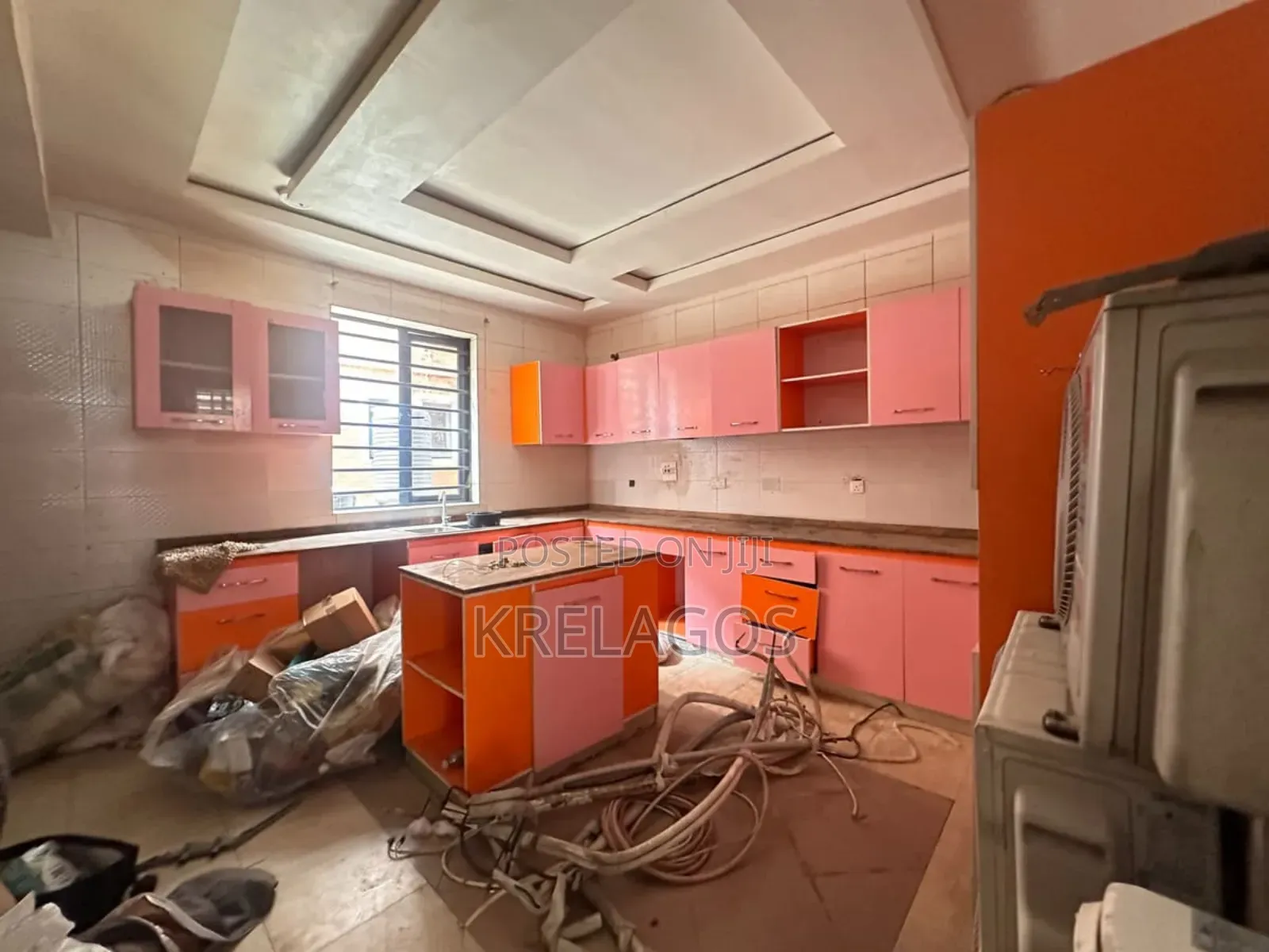 4bdrm Townhouse / Terrace in Osapa london for rent in Osapa london