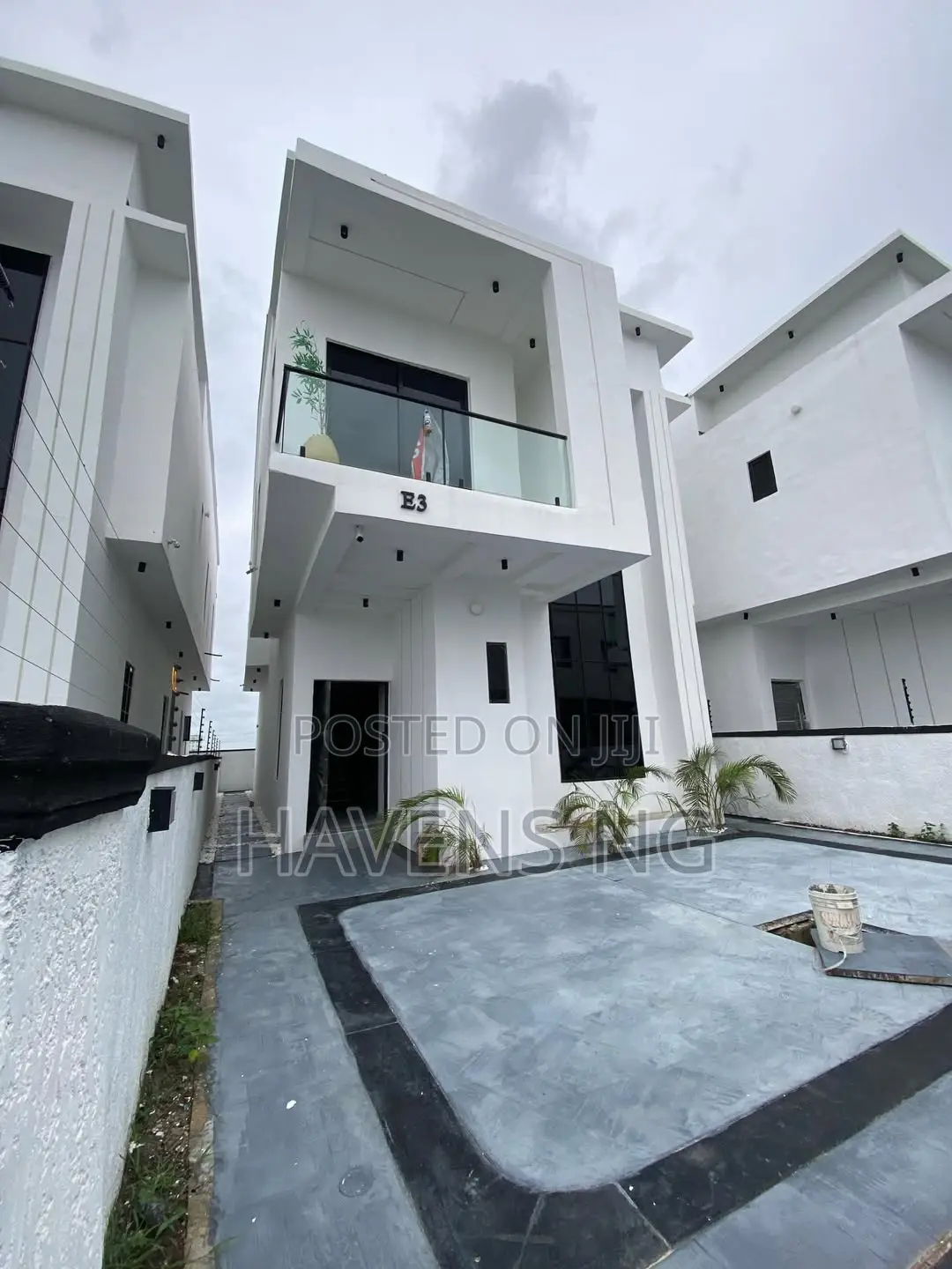 4bdrm Duplex in Abraham Adesanya for sale in Abraham Adesanya Estate