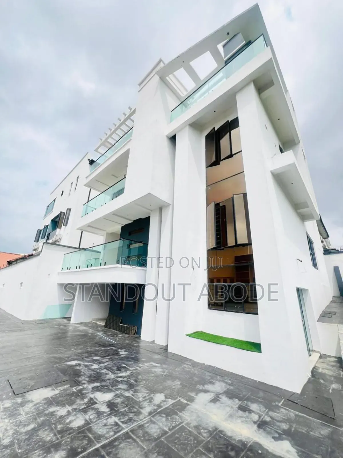 5bdrm Duplex in In An Estate, GRA Phase 2 Shangisha for sale in GRA Phase 2 Shangisha