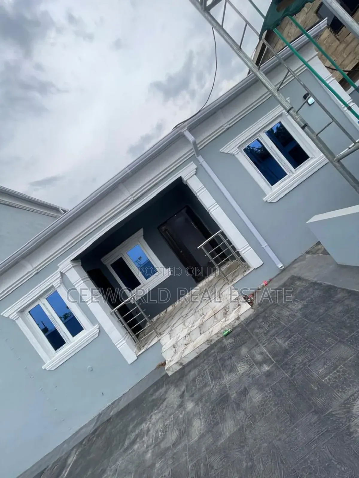 1bdrm Apartment in Second Avian, Akala Express for rent in Akala Express