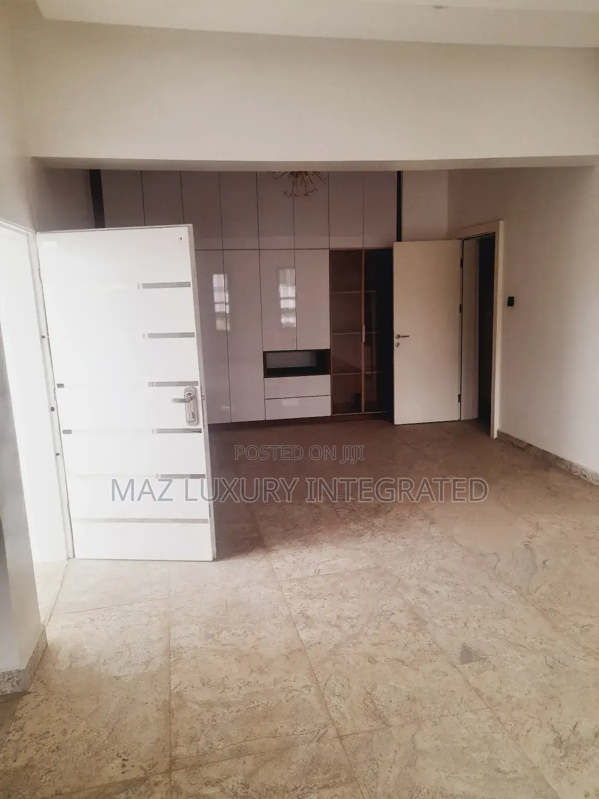 Furnished 10bdrm Mansion in War College Gwarimpa, Life Camp for sale in Life Camp