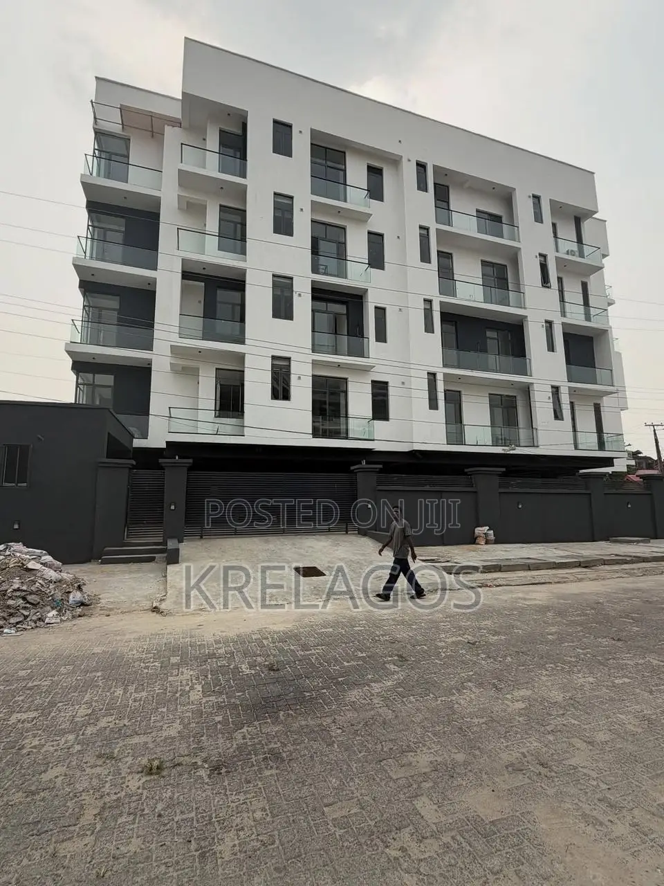 2bdrm Apartment in Lekki Phase 1 for rent in Lekki Phase 1