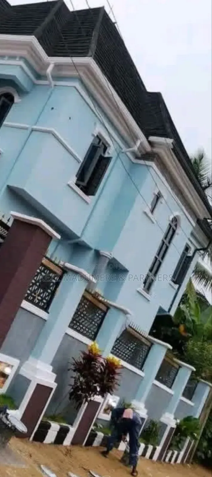 4bdrm Duplex in Stadium Road , Uyo , for sale in Uyo