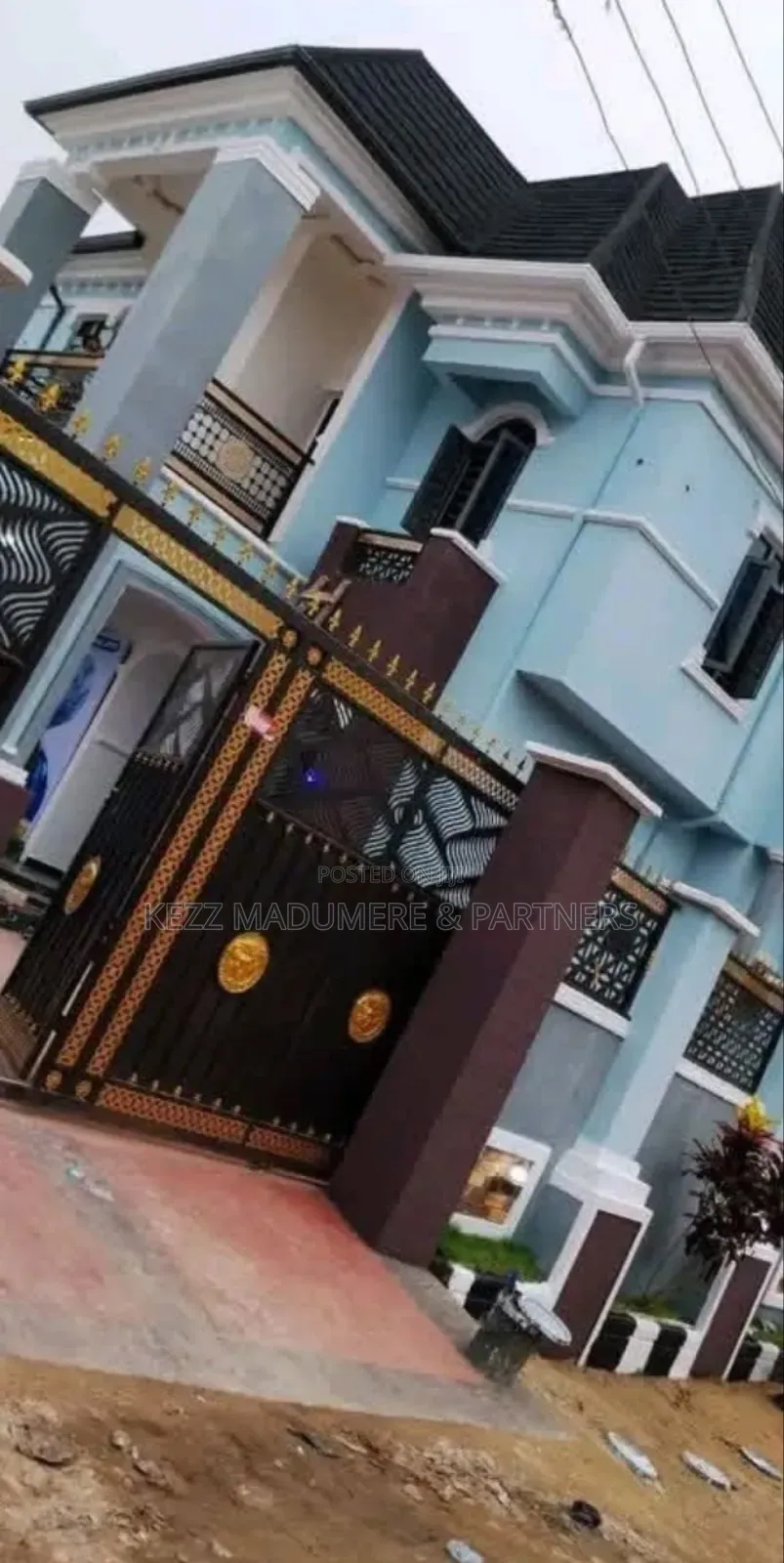 4bdrm Duplex in Stadium Road , Uyo , for sale in Uyo