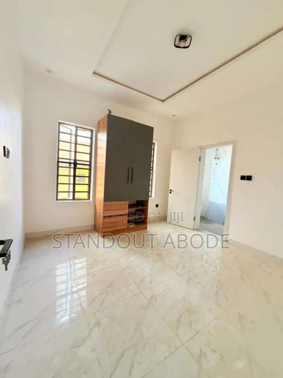 4bdrm Duplex in In An Estate, GRA Phase 1 for sale in GRA Phase 1