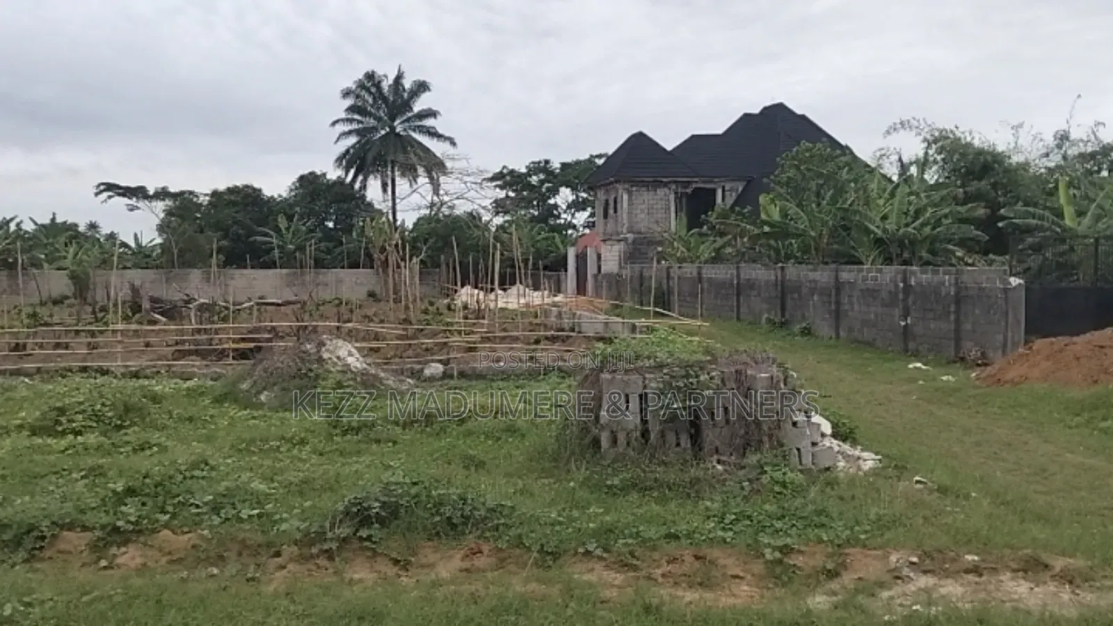 For Sale : 4 Plots Besides Former Sars Office, Sars Rd, Ph in Obio-Akpor