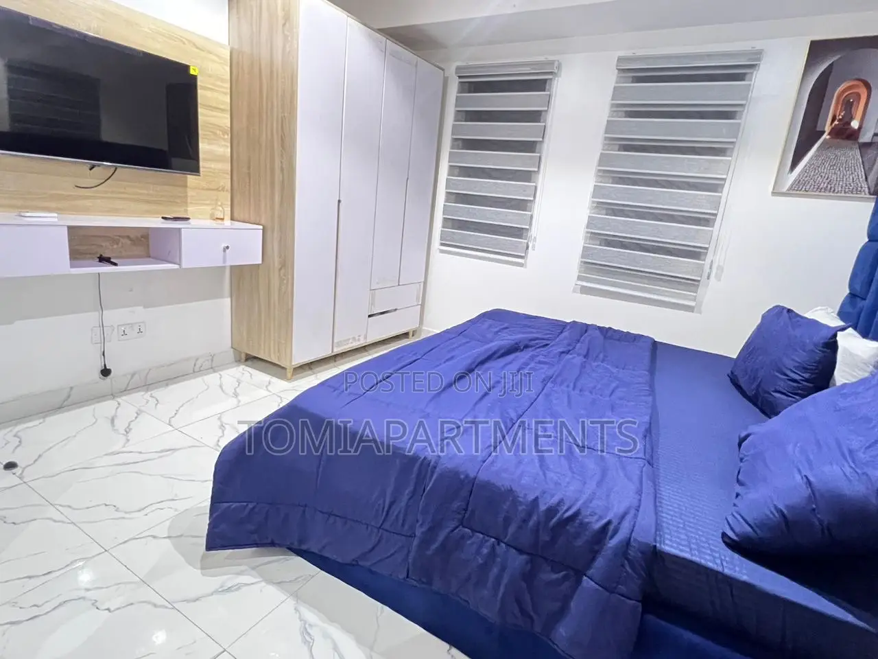 Spacious and Charming 3 Bedroom Shortlet Apartment With Ps5 in Yaba in Alagomeji