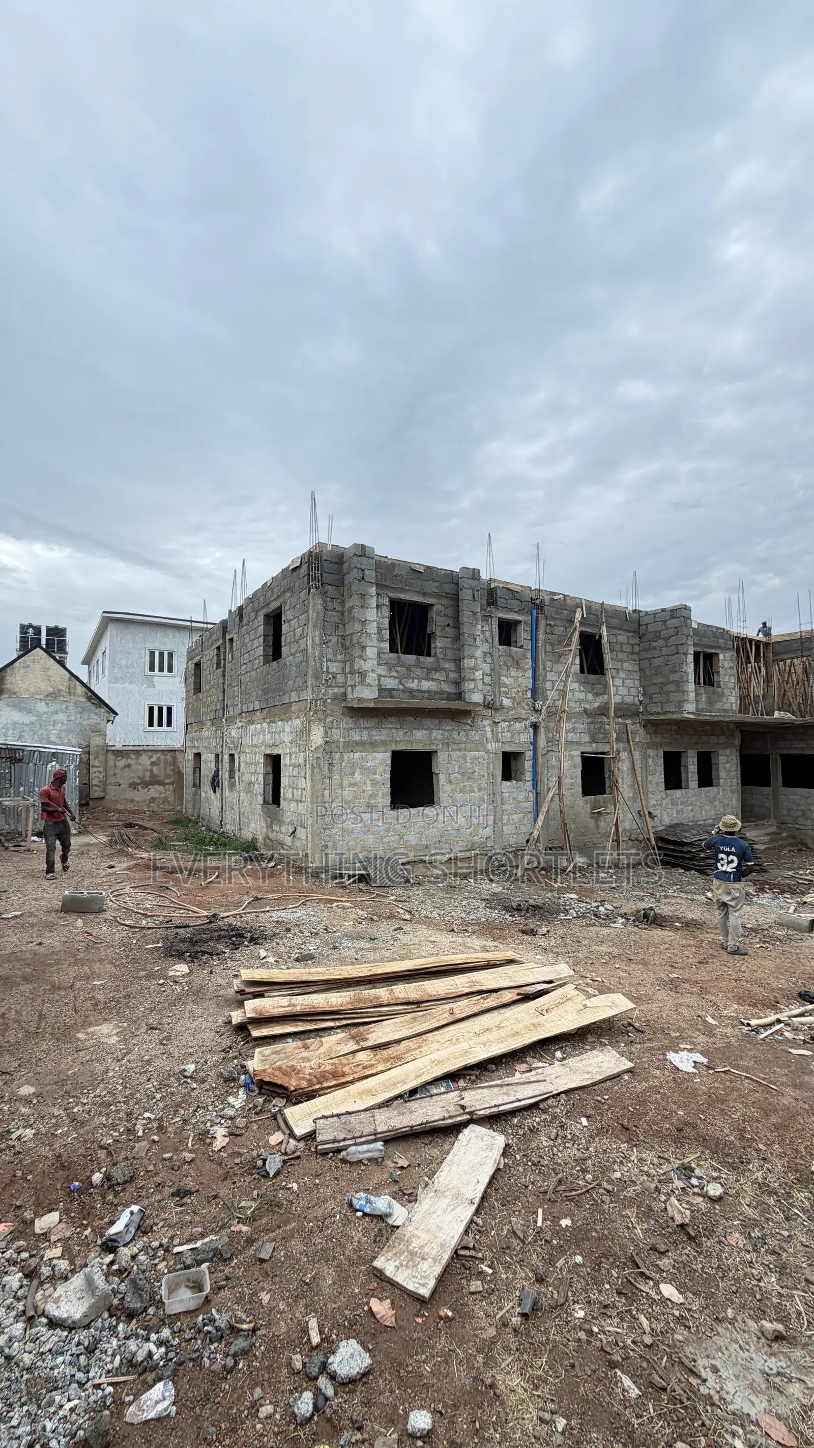 3bdrm Block of Flats in Kaura for sale in Kaura