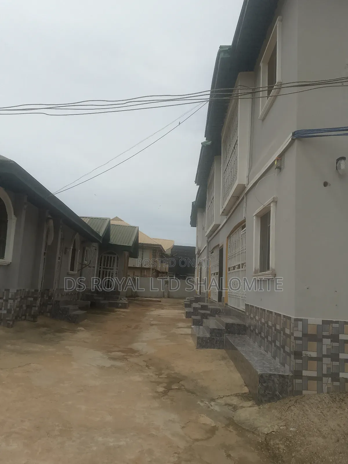 3bdrm Block of Flats in Benin City for sale in Benin City