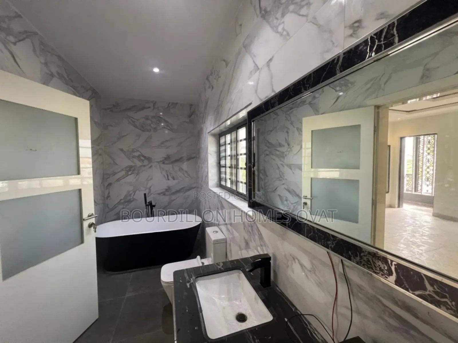 5bdrm Duplex in Lekki Phase 1 for rent in Lekki Phase 1