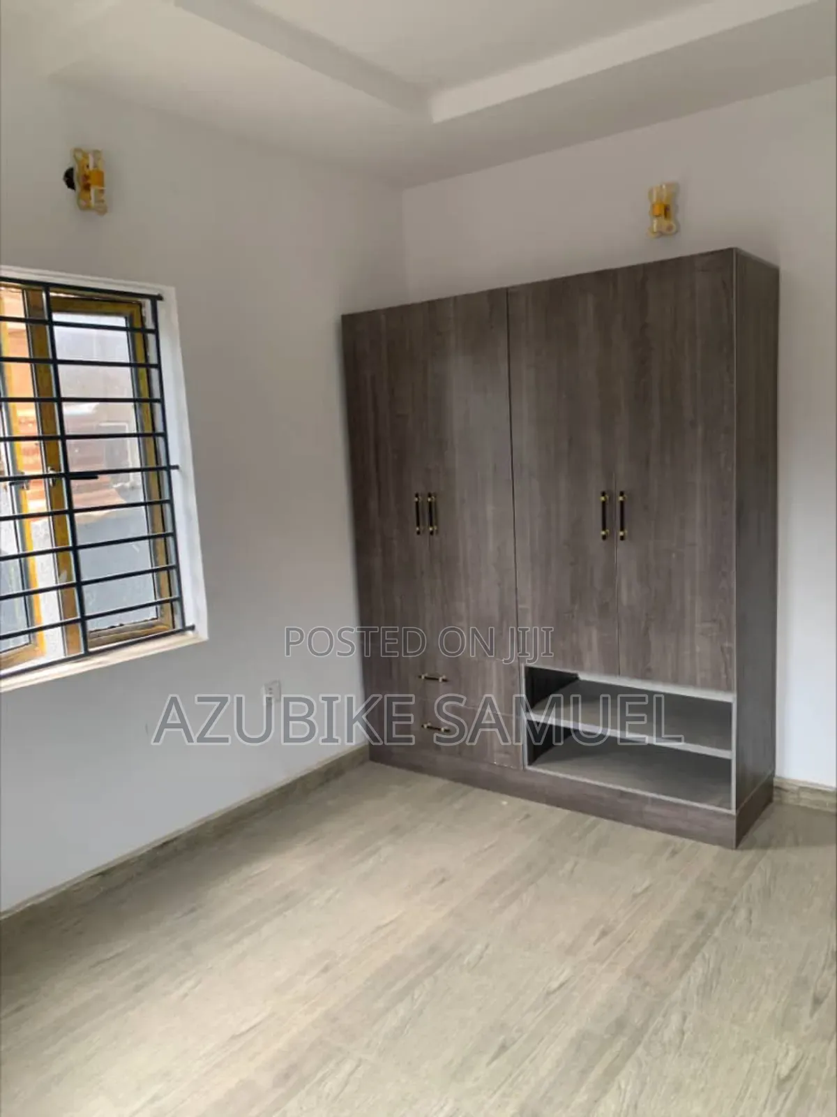 Furnished 3bdrm Block of Flats in Olowora, Omole Phase for rent in Omole Phase 2