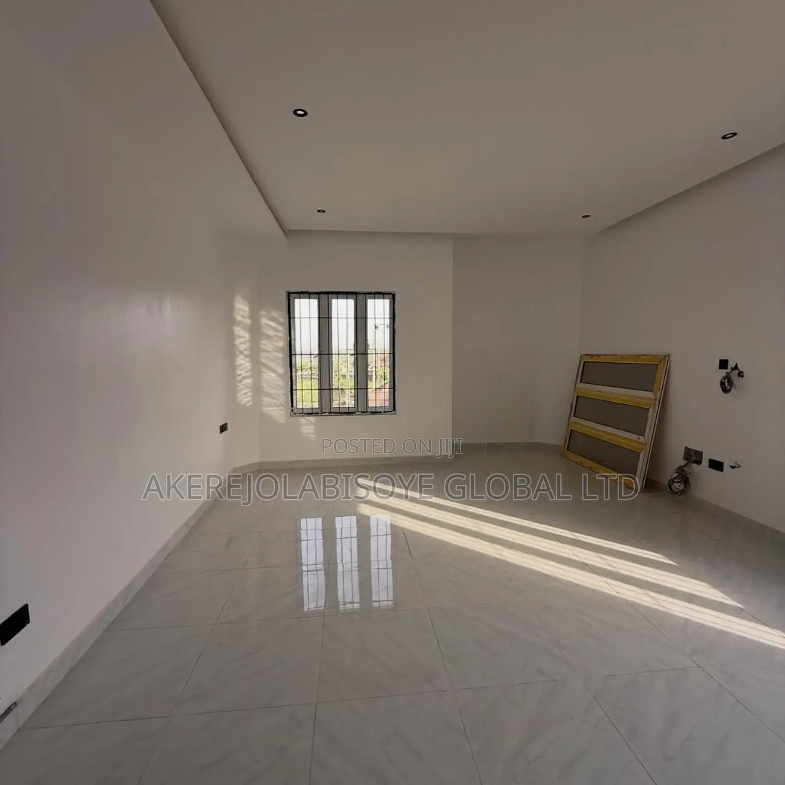 4bdrm Duplex in In An Estate for sale in Lokogoma