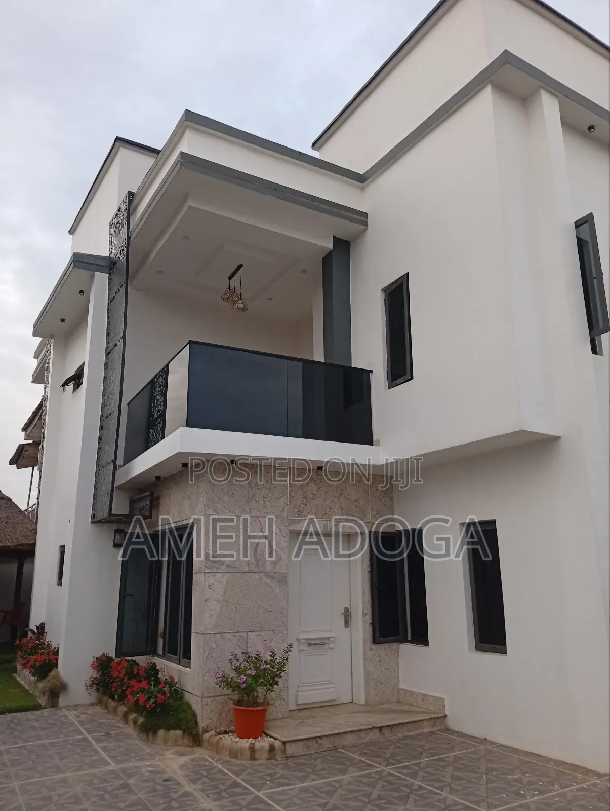 4bdrm Duplex in War College Estate, Gwarinpa for sale in Gwarinpa