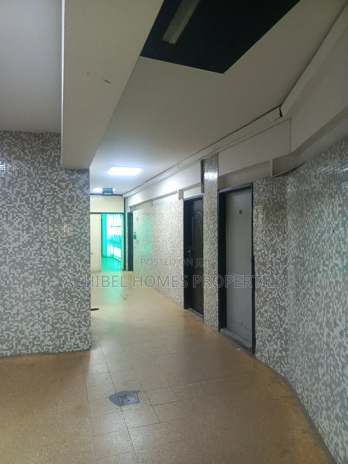 A 17 Square Meter Office Near Marina in Lagos Island / Lagos Island