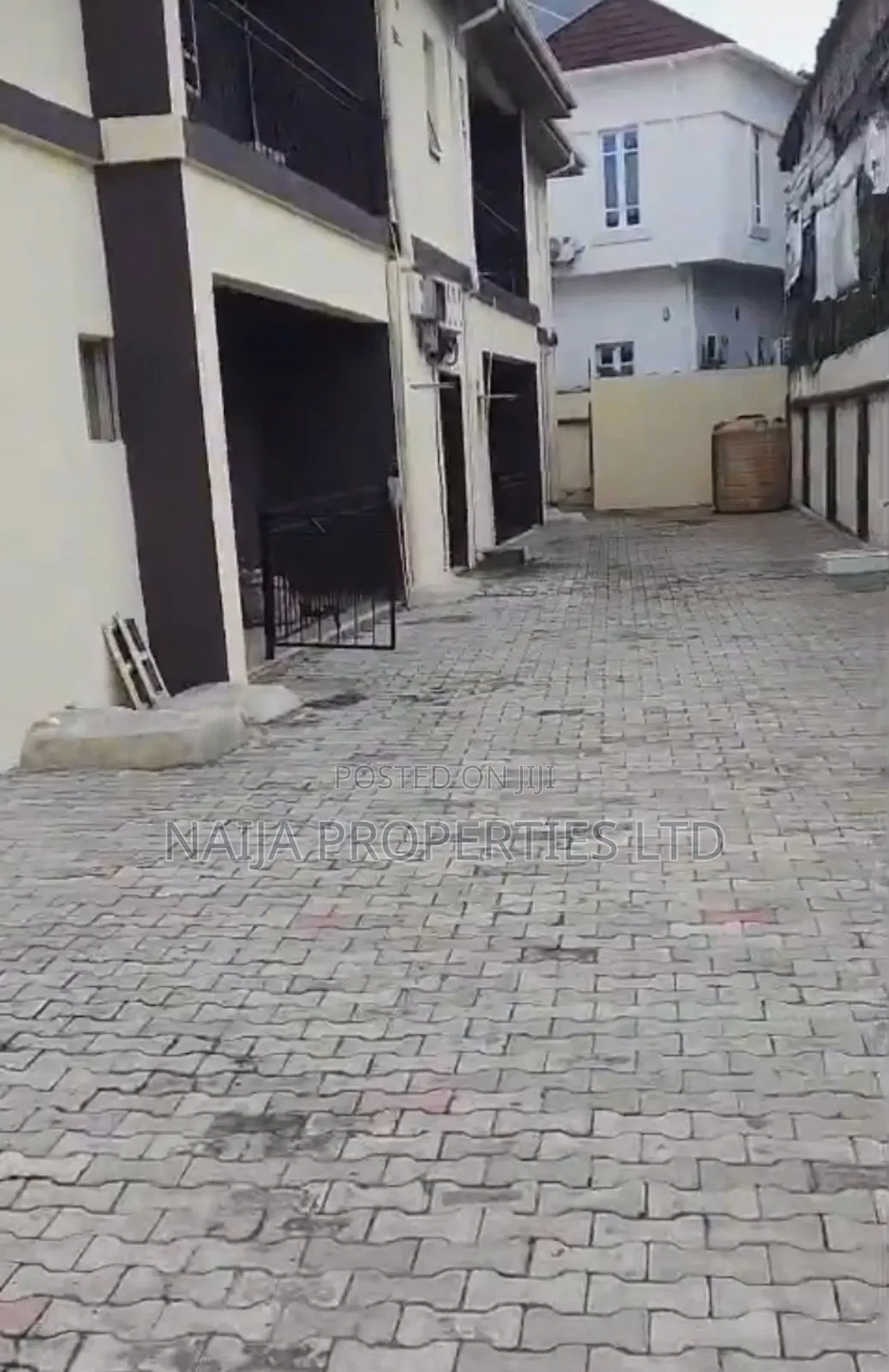 3bdrm Apartment in Lekki County, Ikota for rent in Ikota