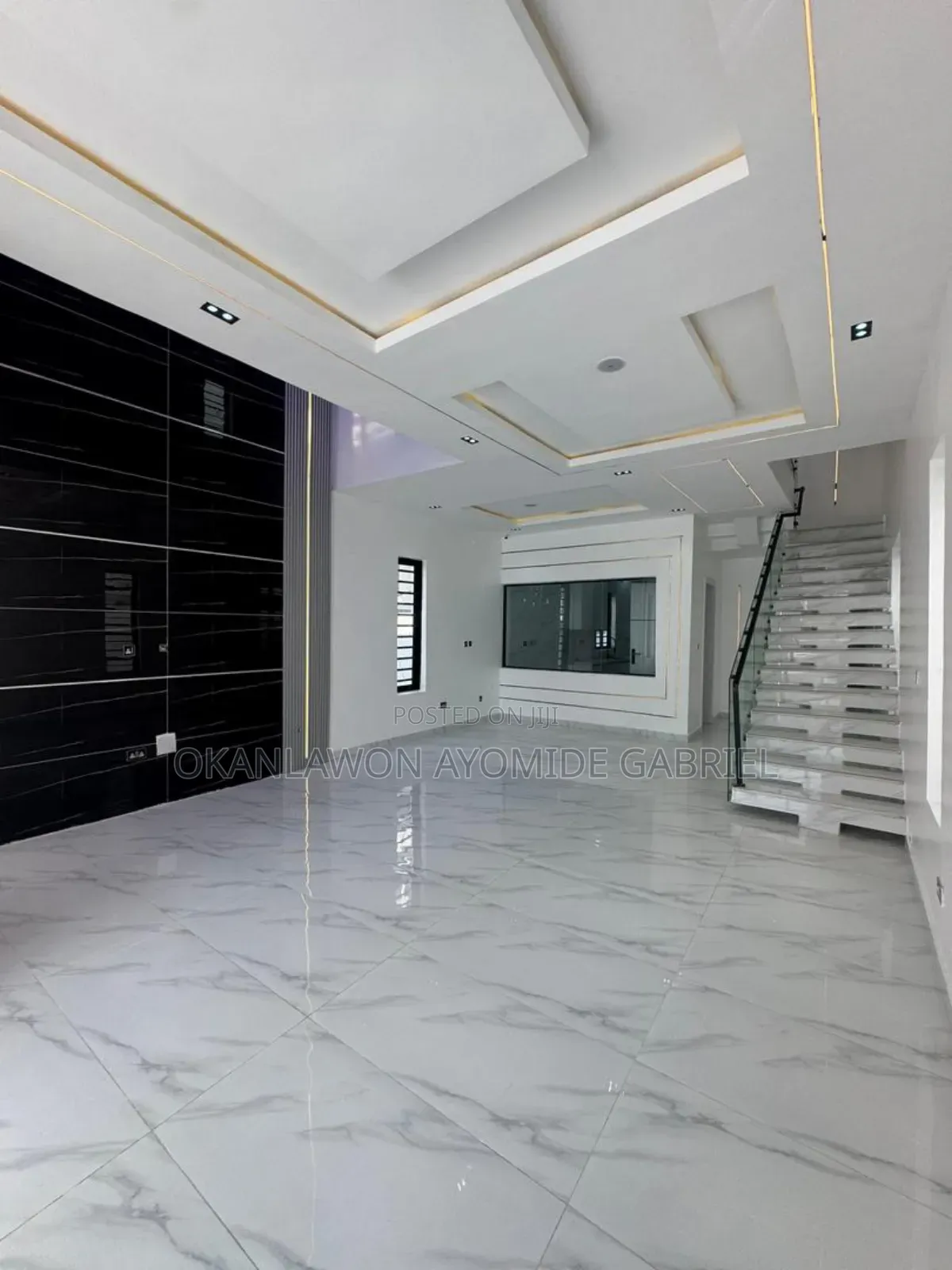 5bdrm Duplex in Ologolo for sale in Ologolo