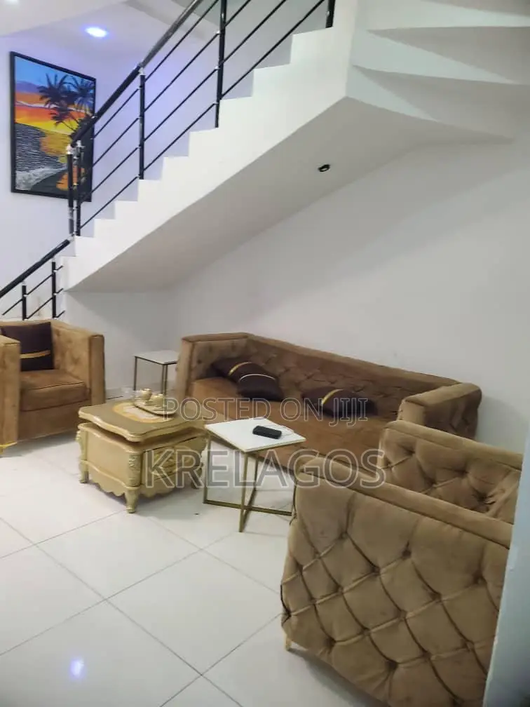 Furnished 2bdrm Duplex in Ikota for sale in Ikota