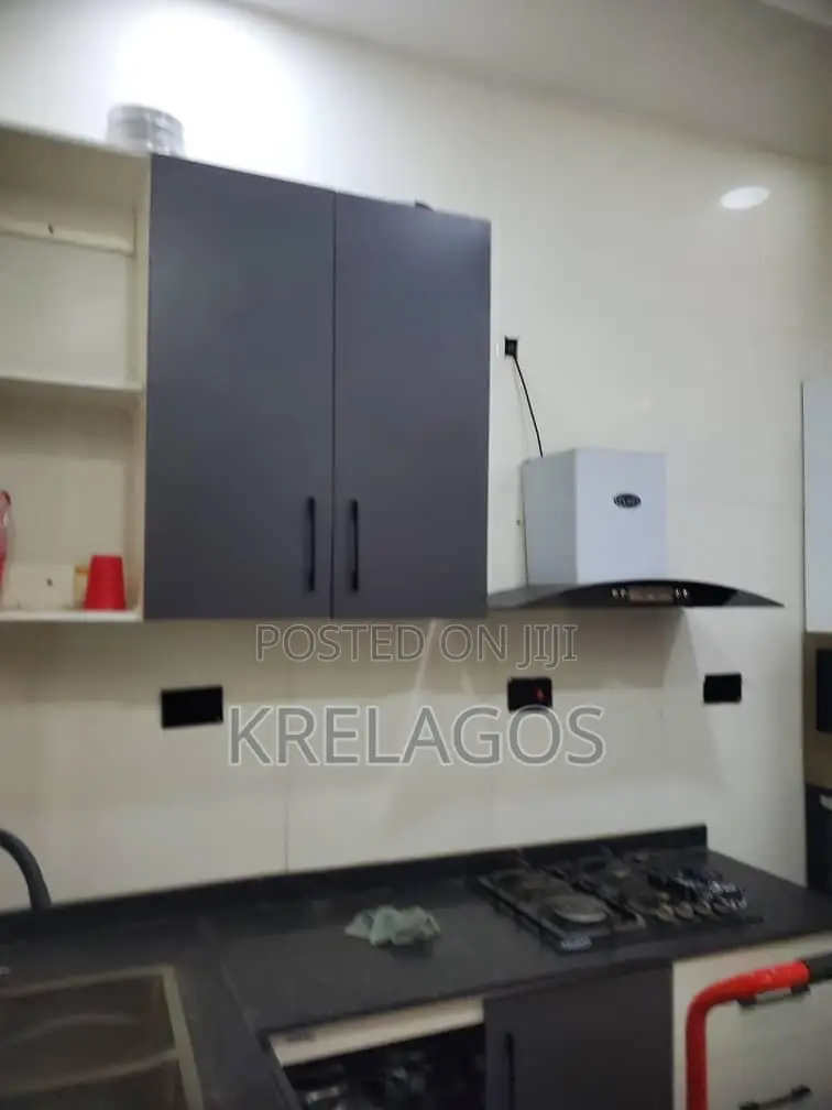 Furnished 2bdrm Duplex in Ikota for sale in Ikota