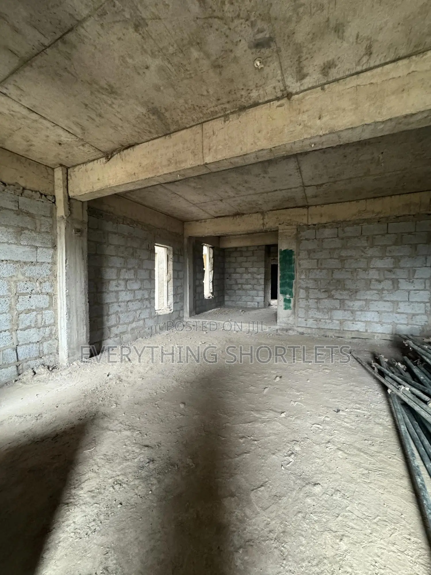 5bdrm Duplex in Kaura for sale in Kaura