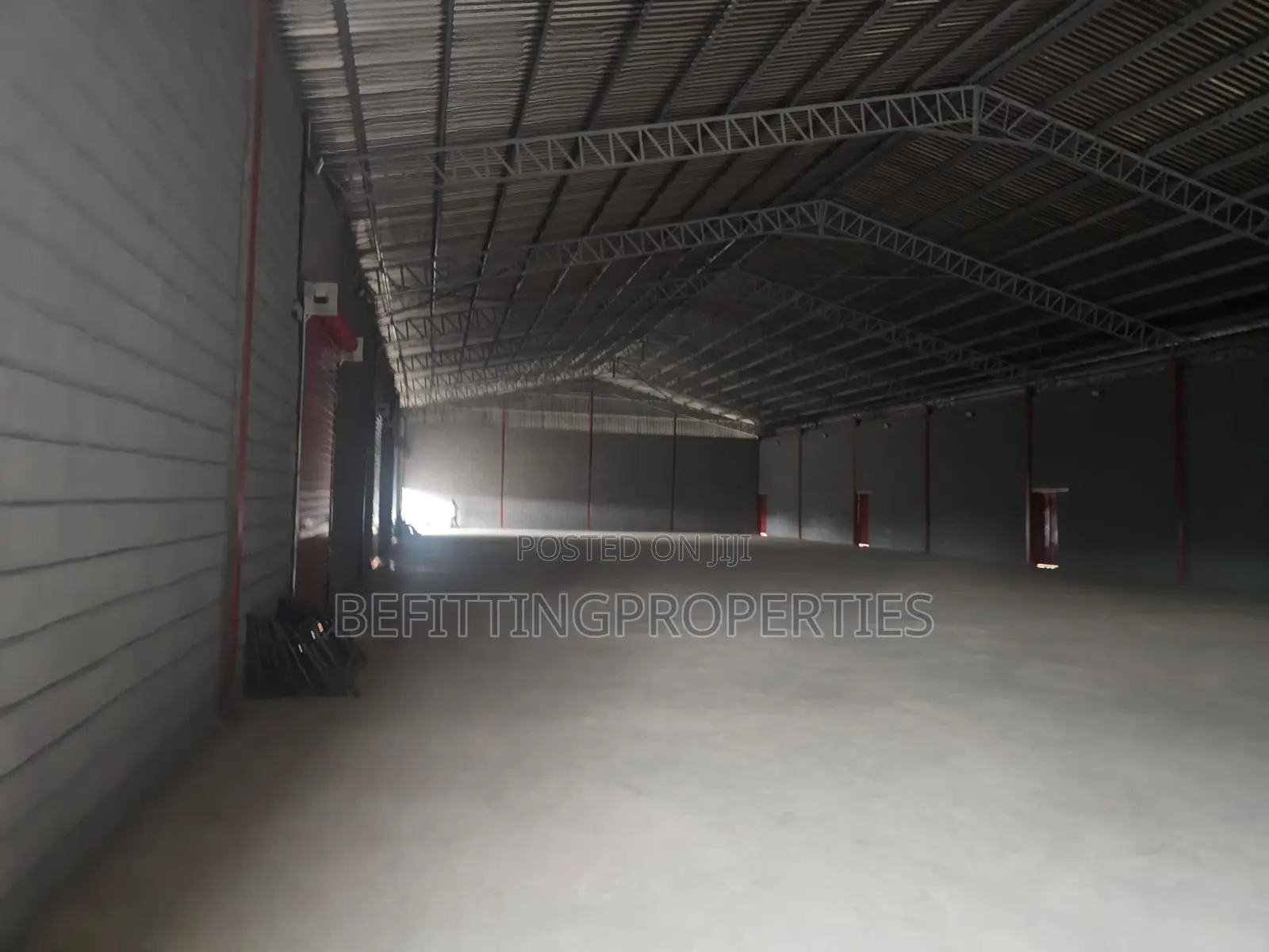 Brand New 1000 Sqm Warehouse in Ikeja