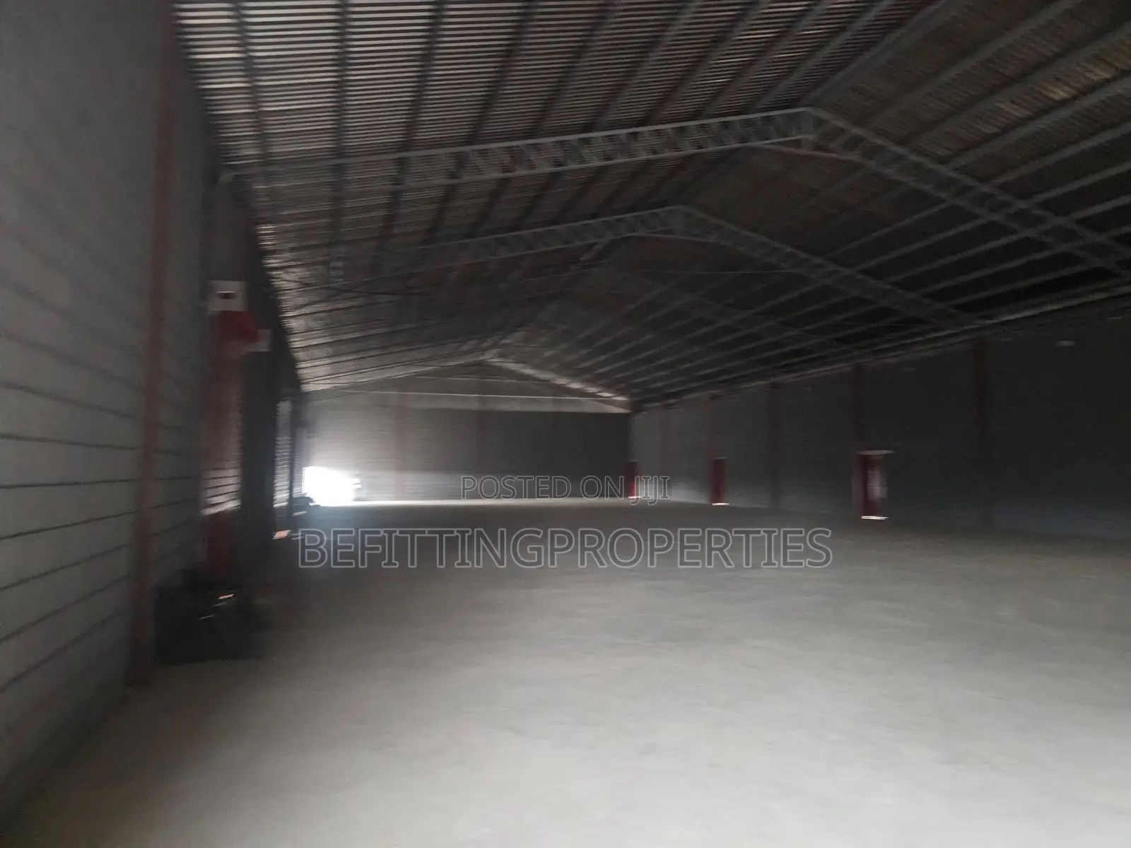 Brand New 1000 Sqm Warehouse in Ikeja