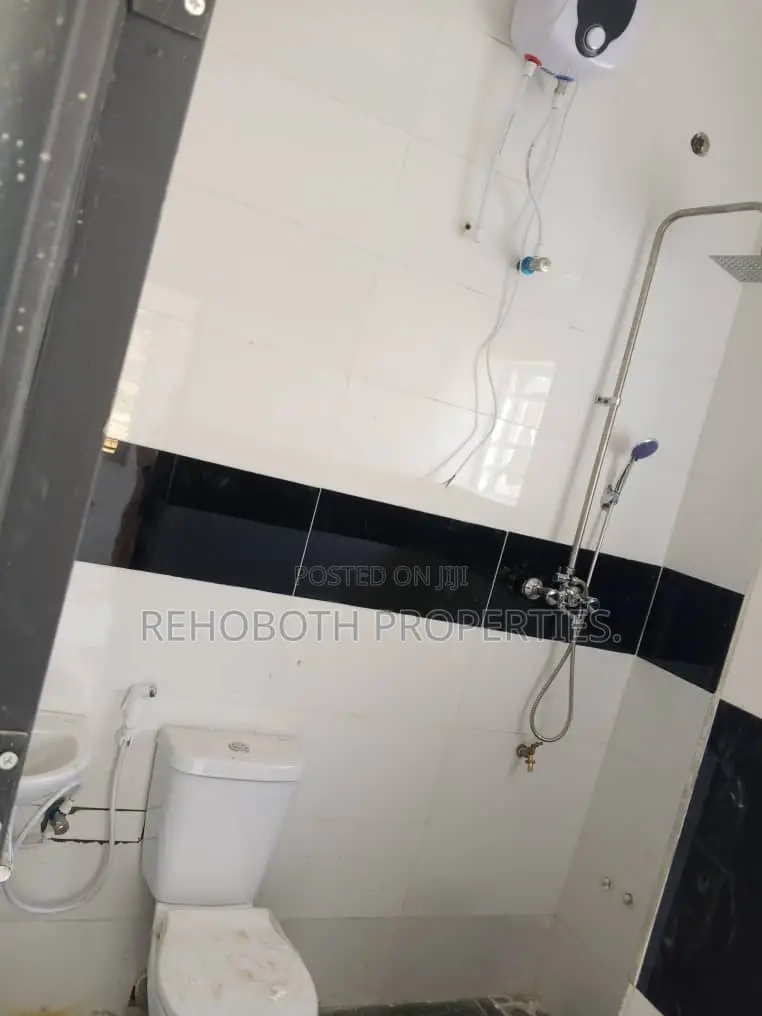 2bdrm Bungalow in Asunle Akala Express for rent in Akala Express