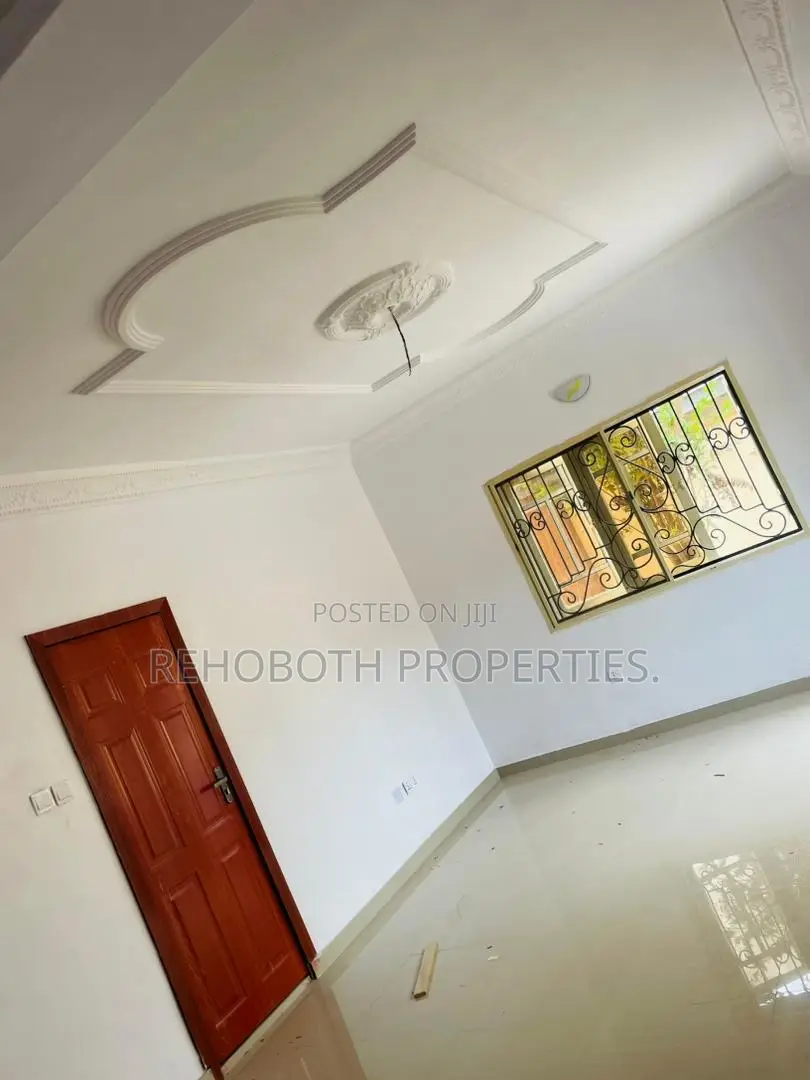 2bdrm Apartment in Akoto Elebu, Akala Express for rent in Akala Express