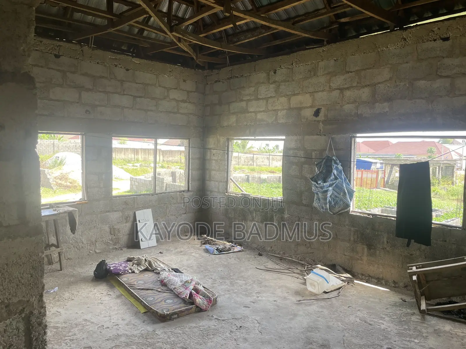 3bdrm Apartment in Goshen, Sabon Lugbe for sale in Sabon Lugbe