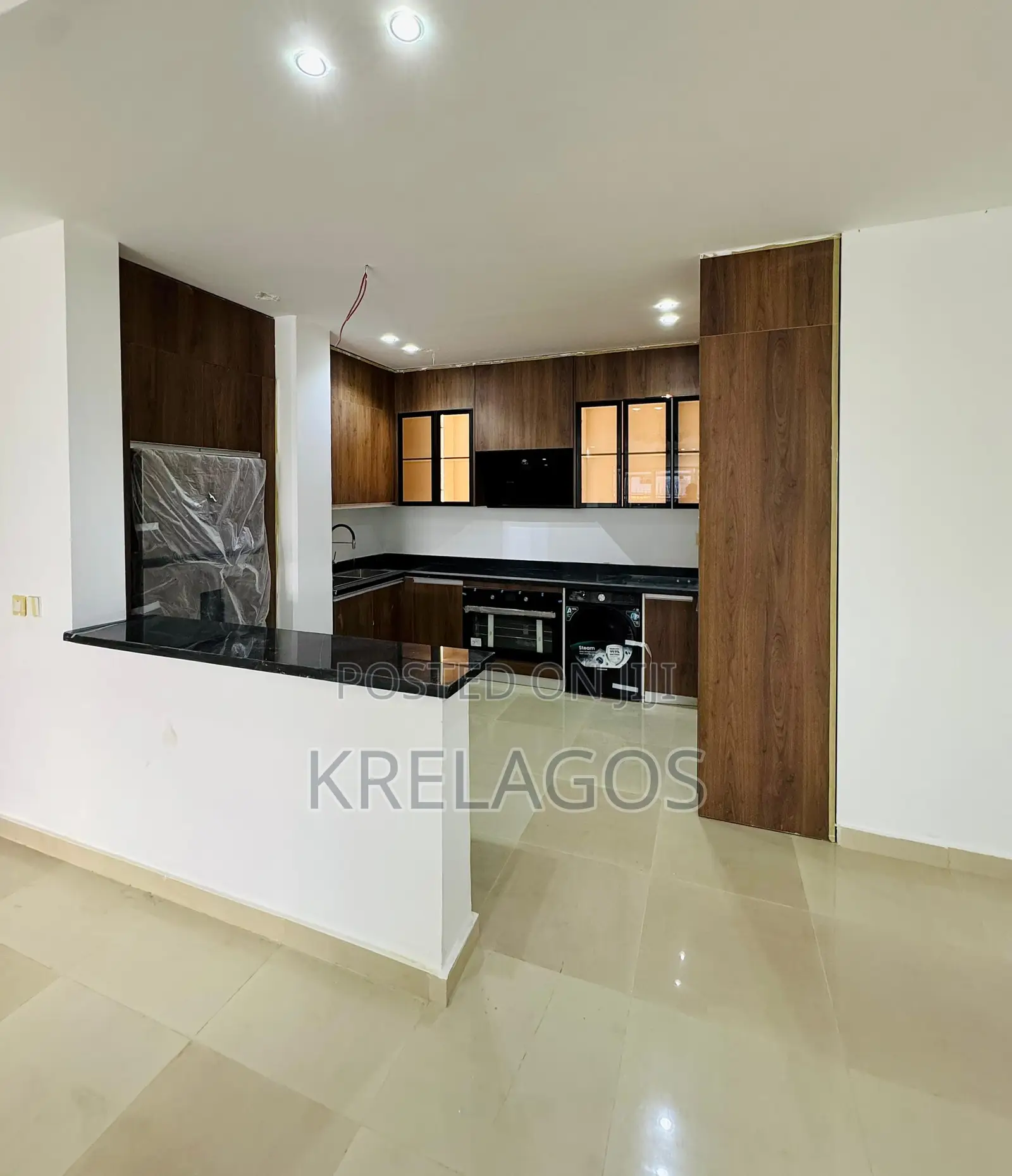 3bdrm Apartment in Victoria Island Extension for rent in Victoria Island Extension