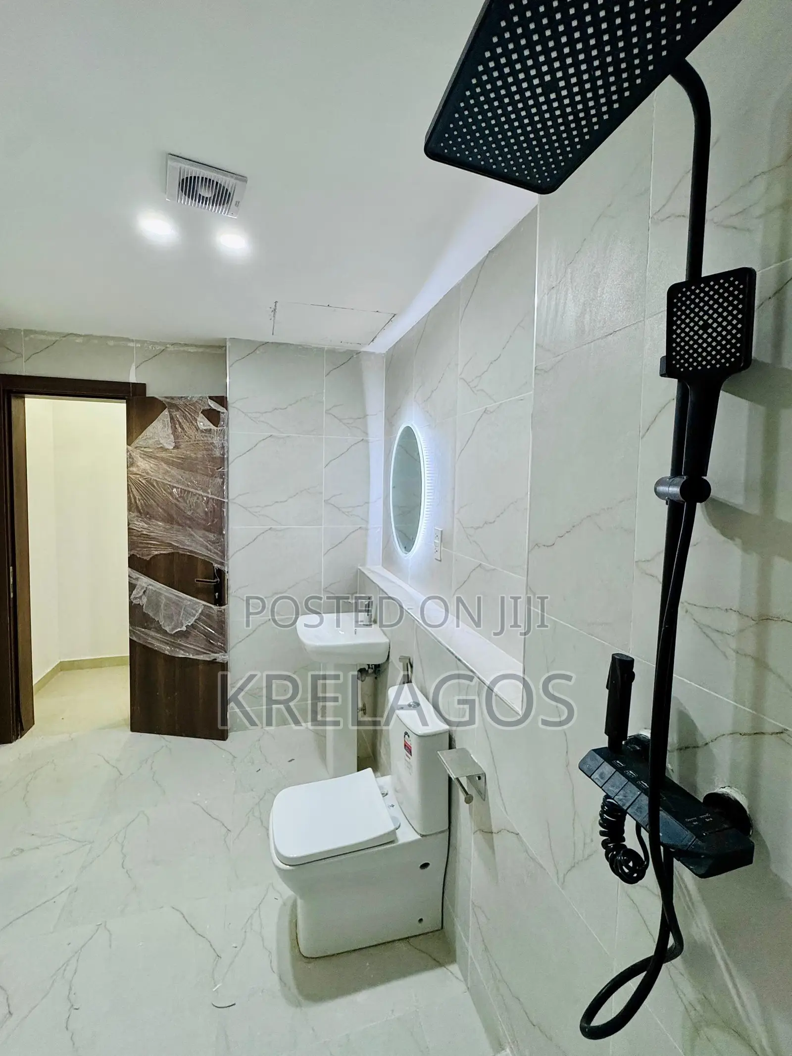 3bdrm Apartment in Victoria Island Extension for rent in Victoria Island Extension
