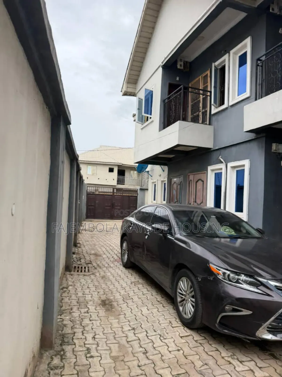 2bdrm Block of Flats in Oluyole Estate for sale in Oluyole