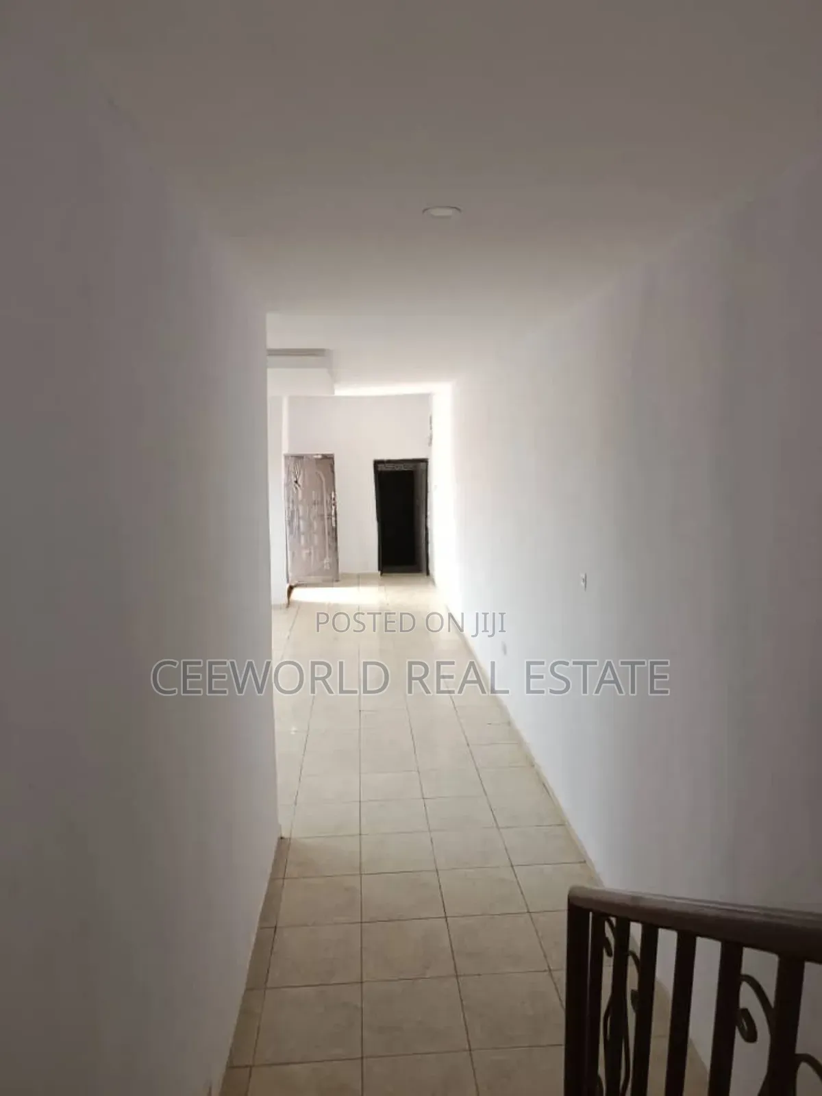 2bdrm Apartment in Akatapa Ologuneru for rent in Ologuneru