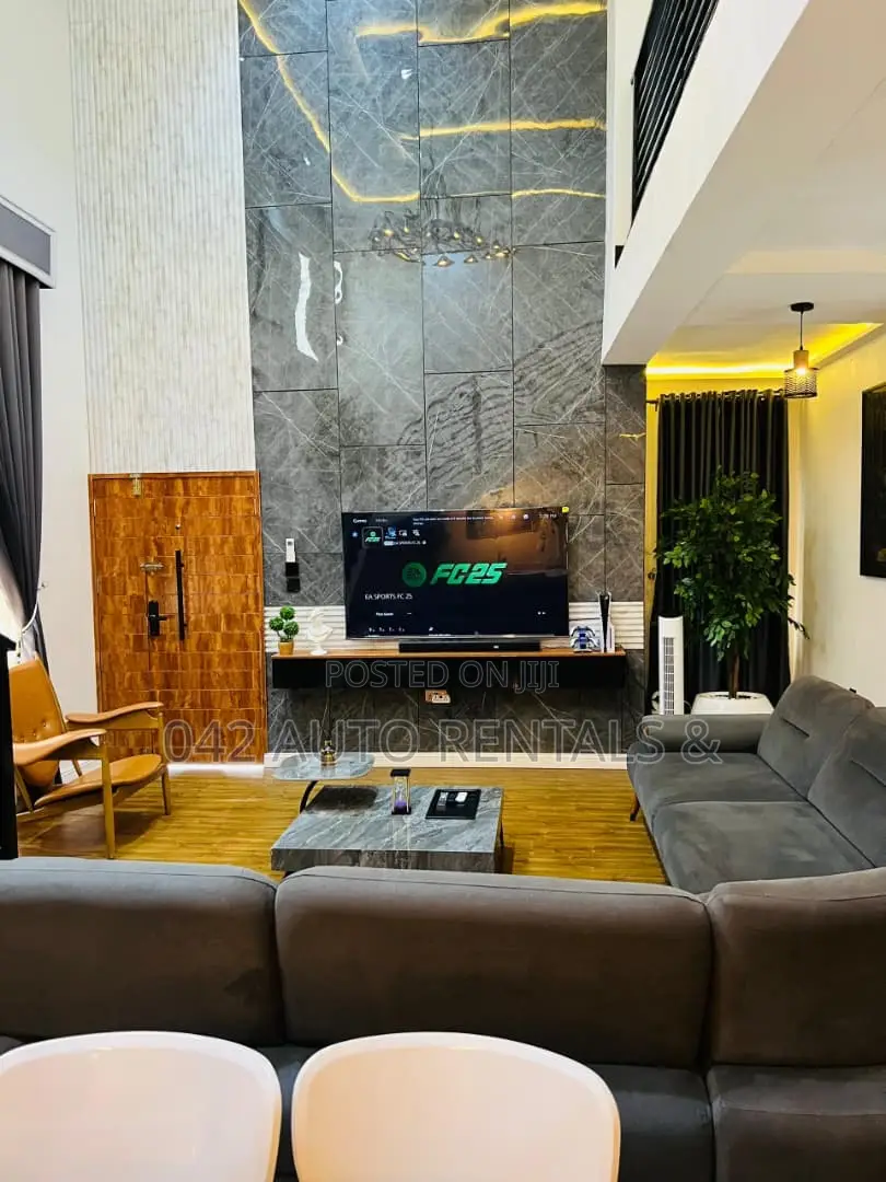 Luxury 3 Bedroom Shortlet Duplex in Enugu