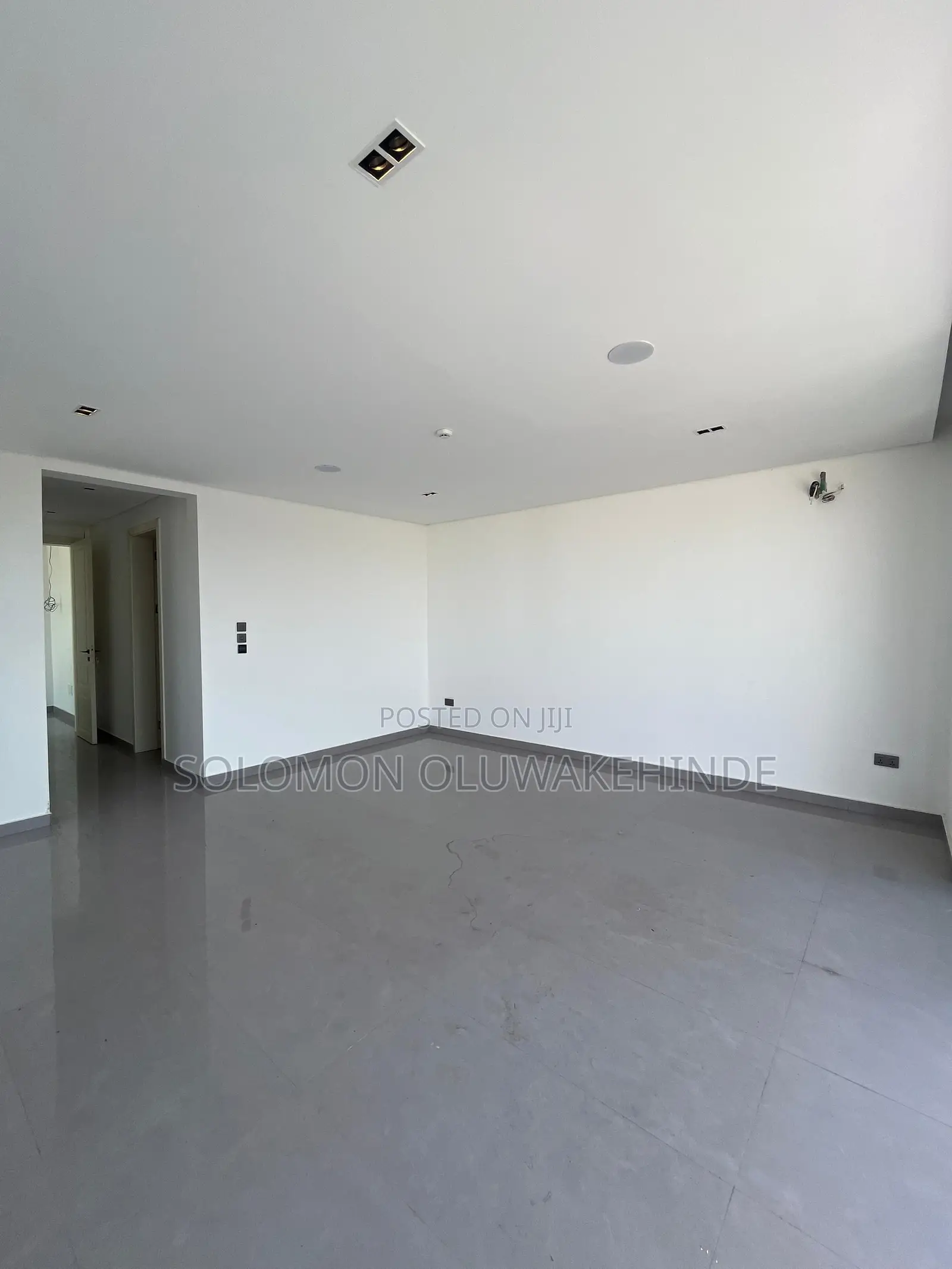 5bdrm Duplex in Ikate for sale in Ikate
