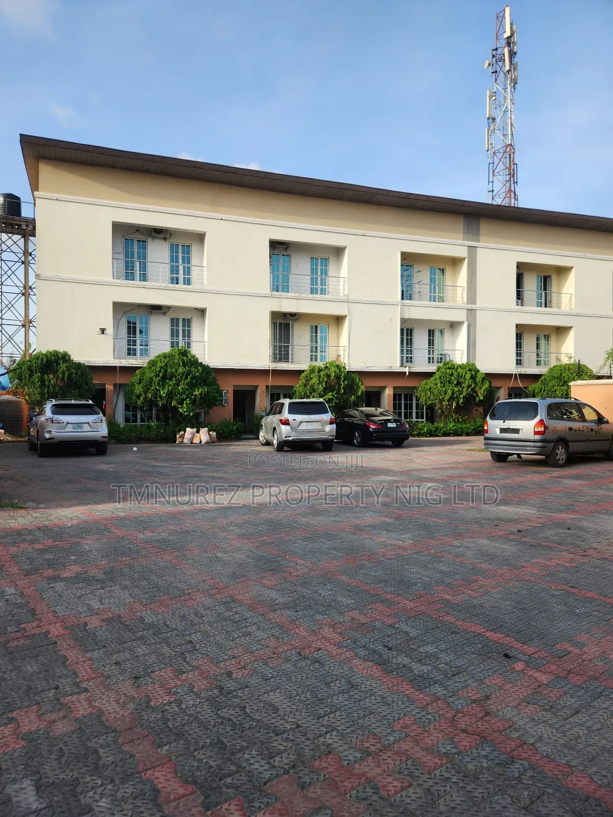 Studio Apartment in Cchevron for rent in Chevron