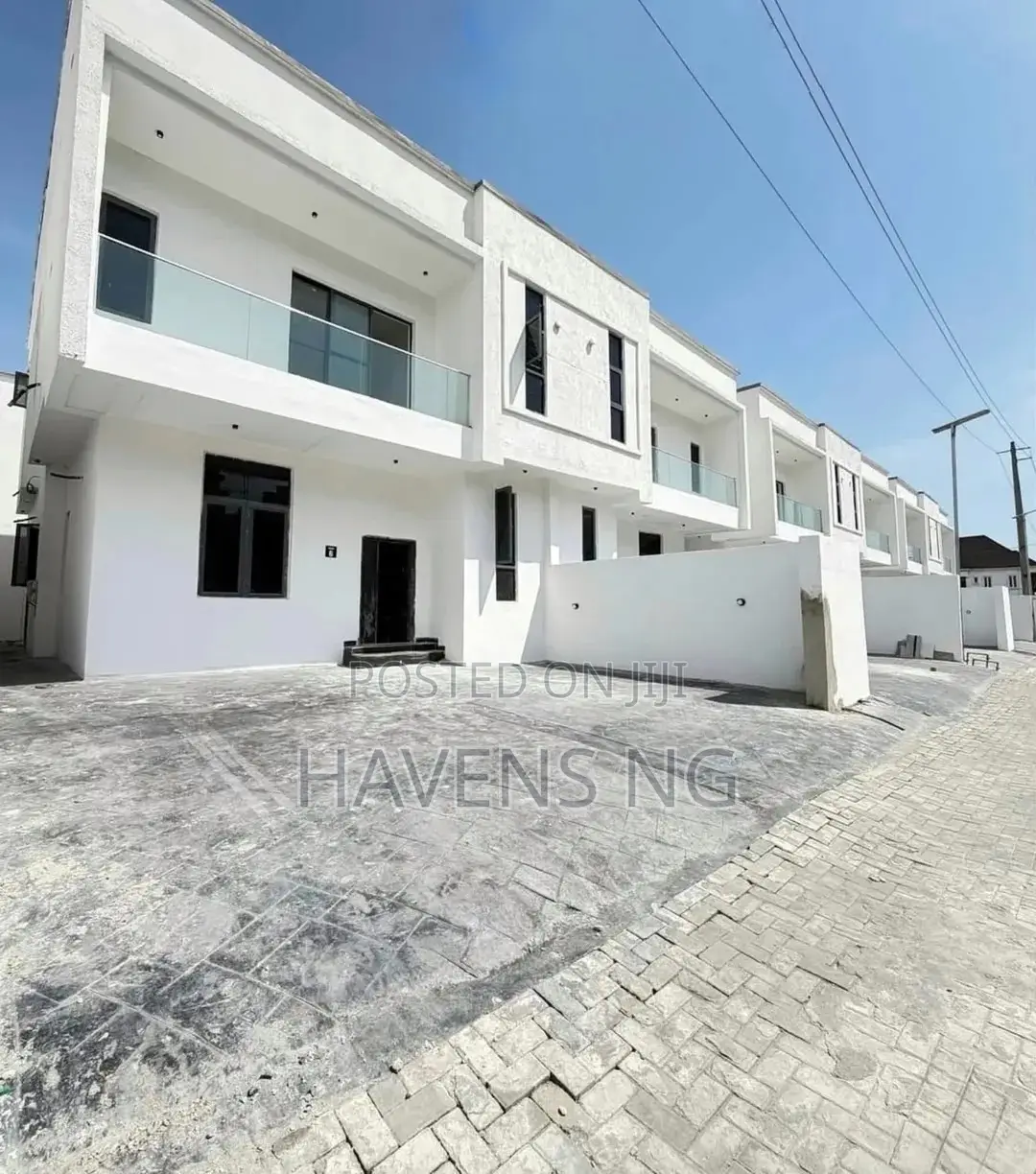 4bdrm Duplex in Ikota for sale in Ikota