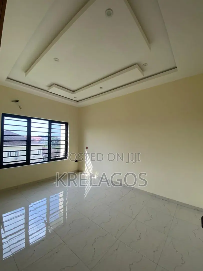 4bdrm Townhouse/Terrace in Abraham Adesanya Estate for sale in Abraham Adesanya Estate